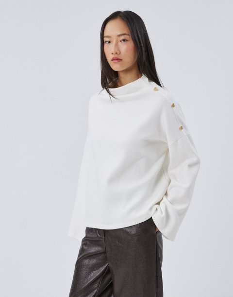 Oversized knit blouse