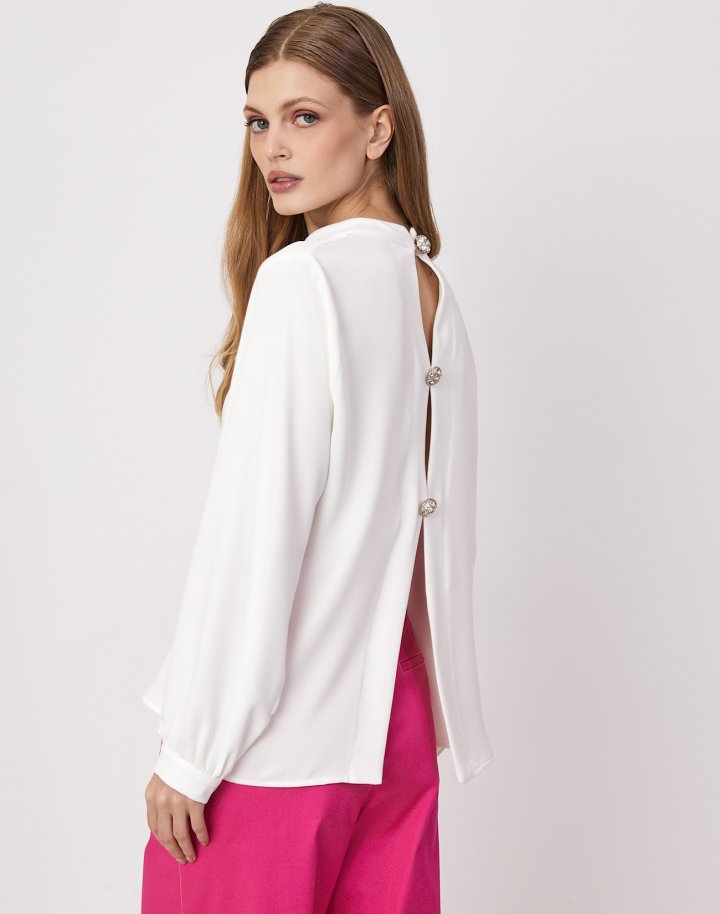 Blouse with jem buttons