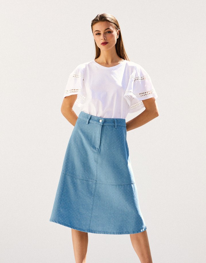 Denim skirt with rhinestone