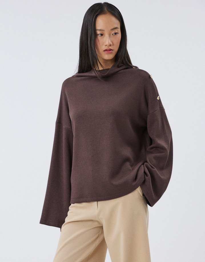 Oversized knit blouse