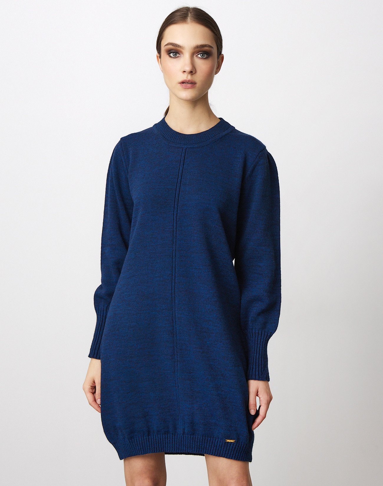 Knit dress with ribbed trims