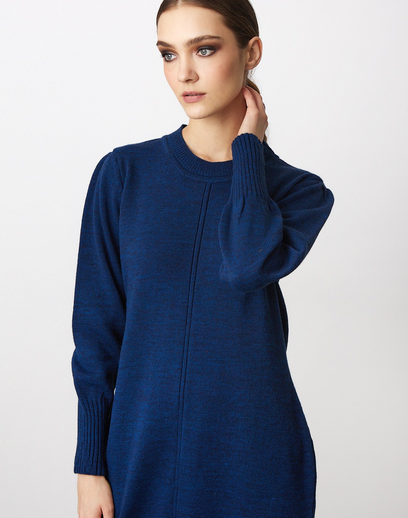 Knit dress with ribbed trims
