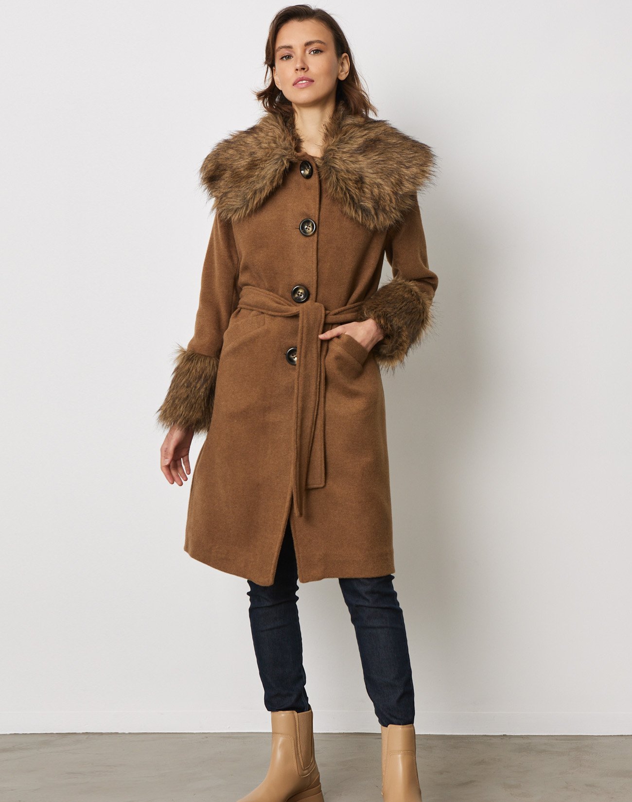 Coat with faux fur