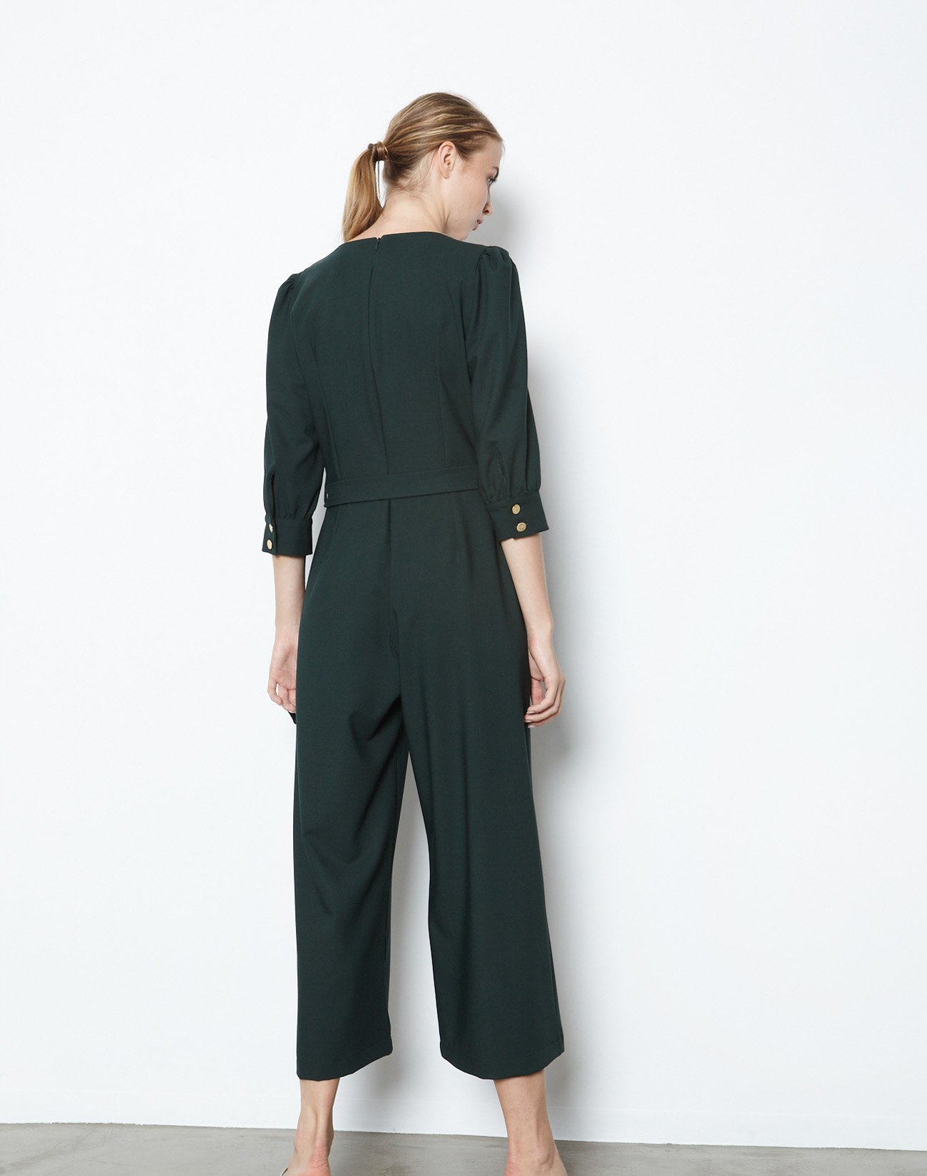 Jumpsuit with golden buttons