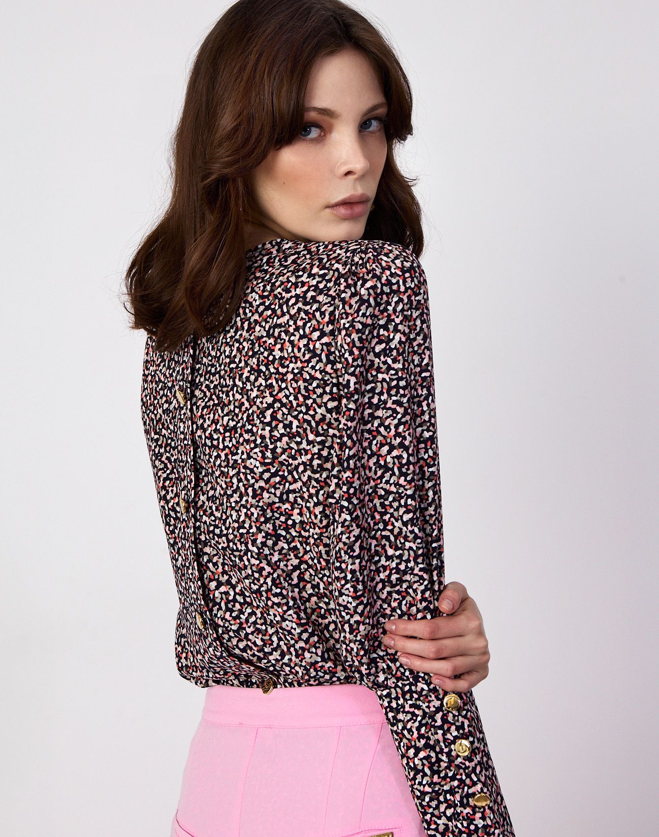 Printed top with golden buttons