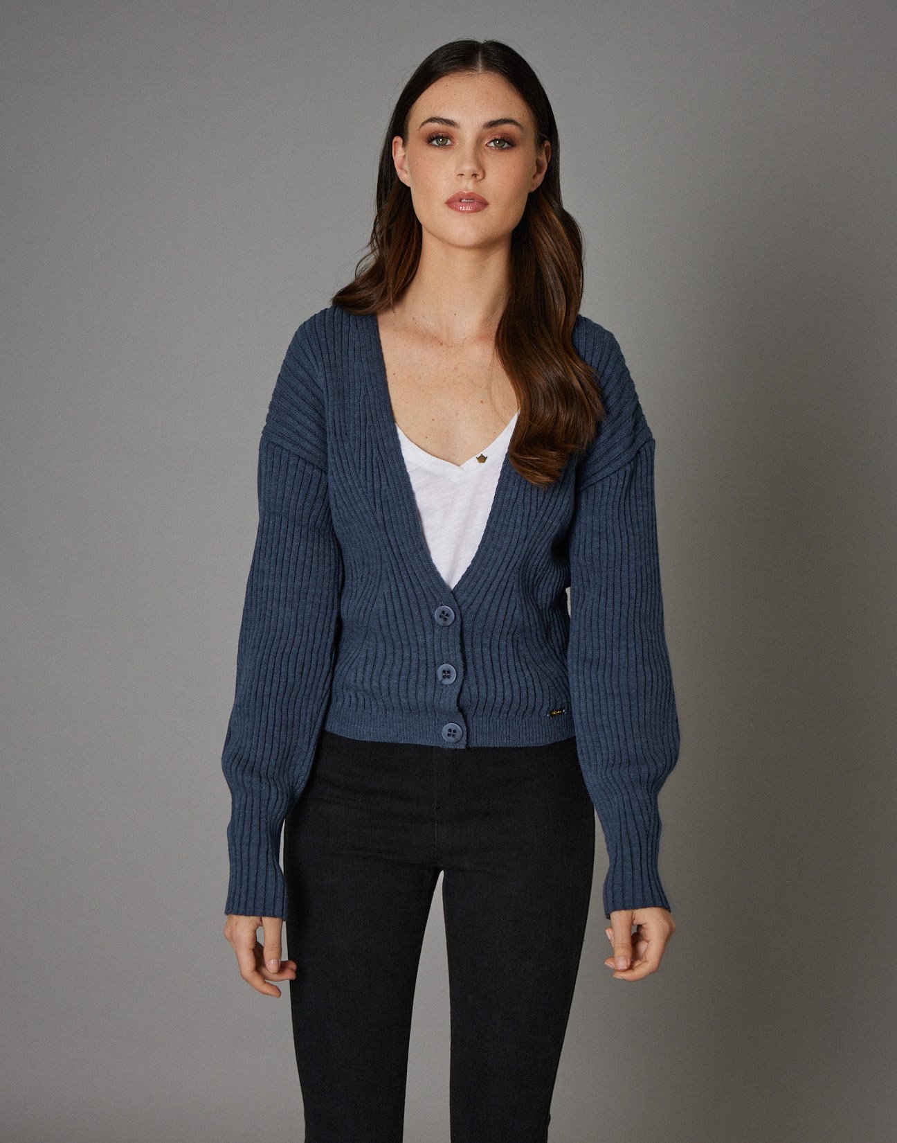 Knit cardigan with buttons