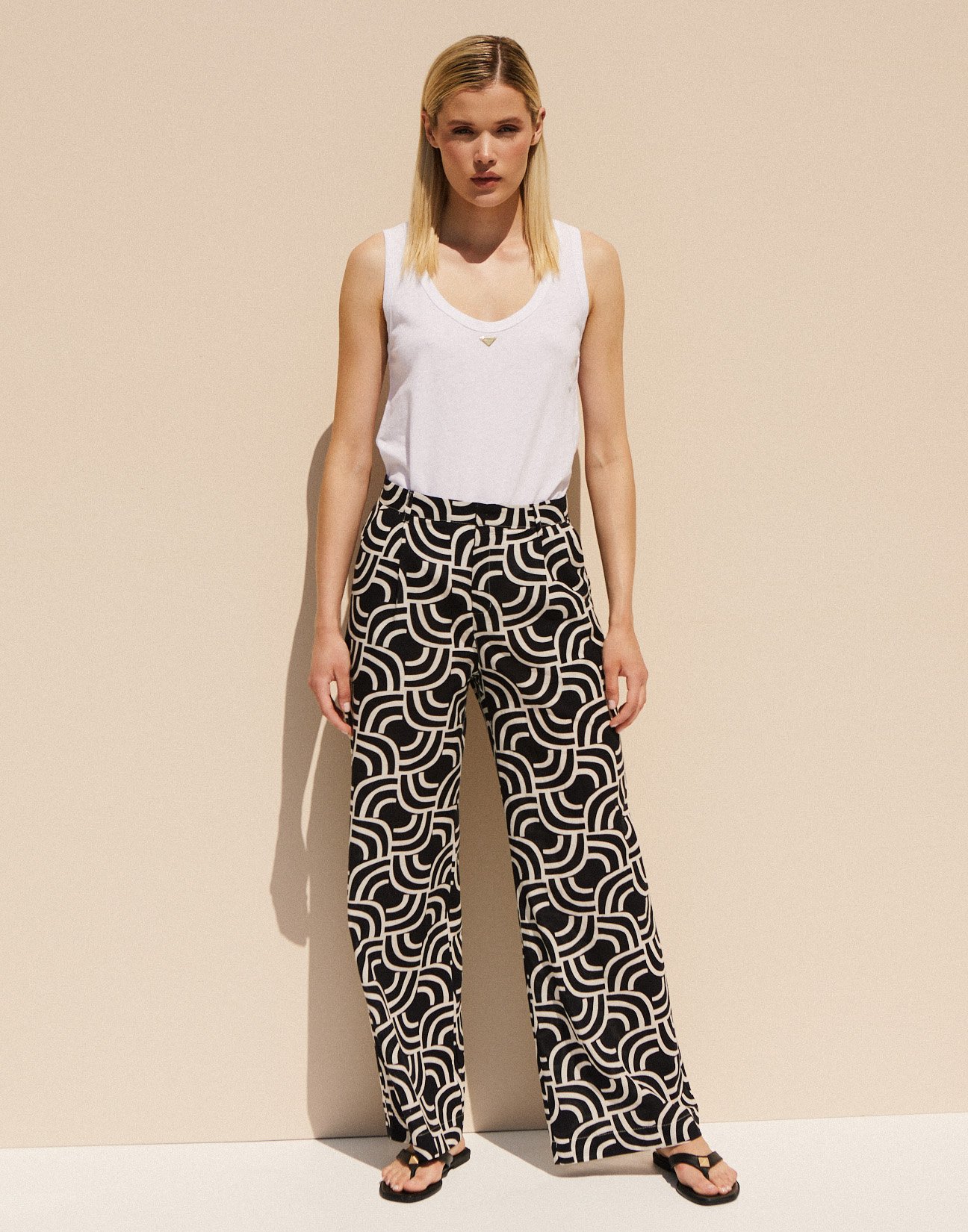 Printed straight fit trousers