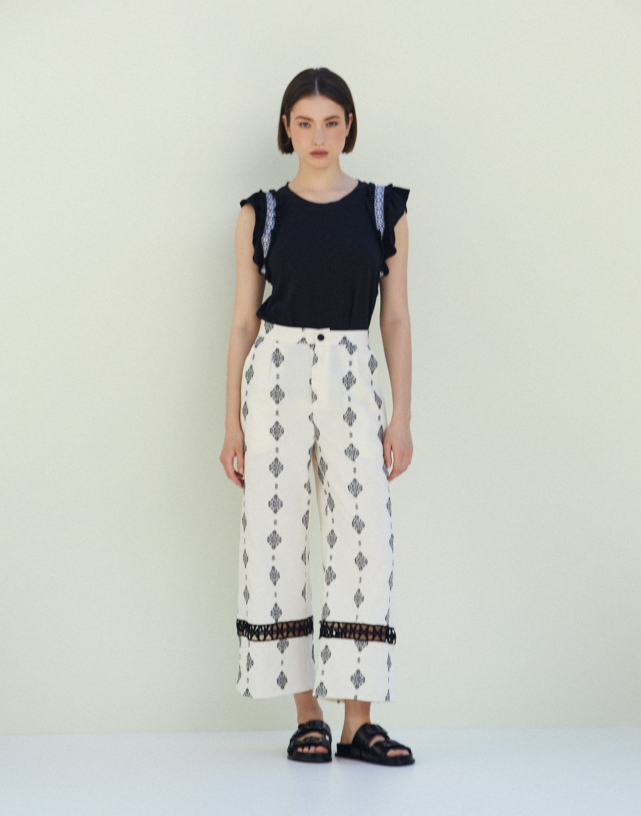 Embroidery culottes