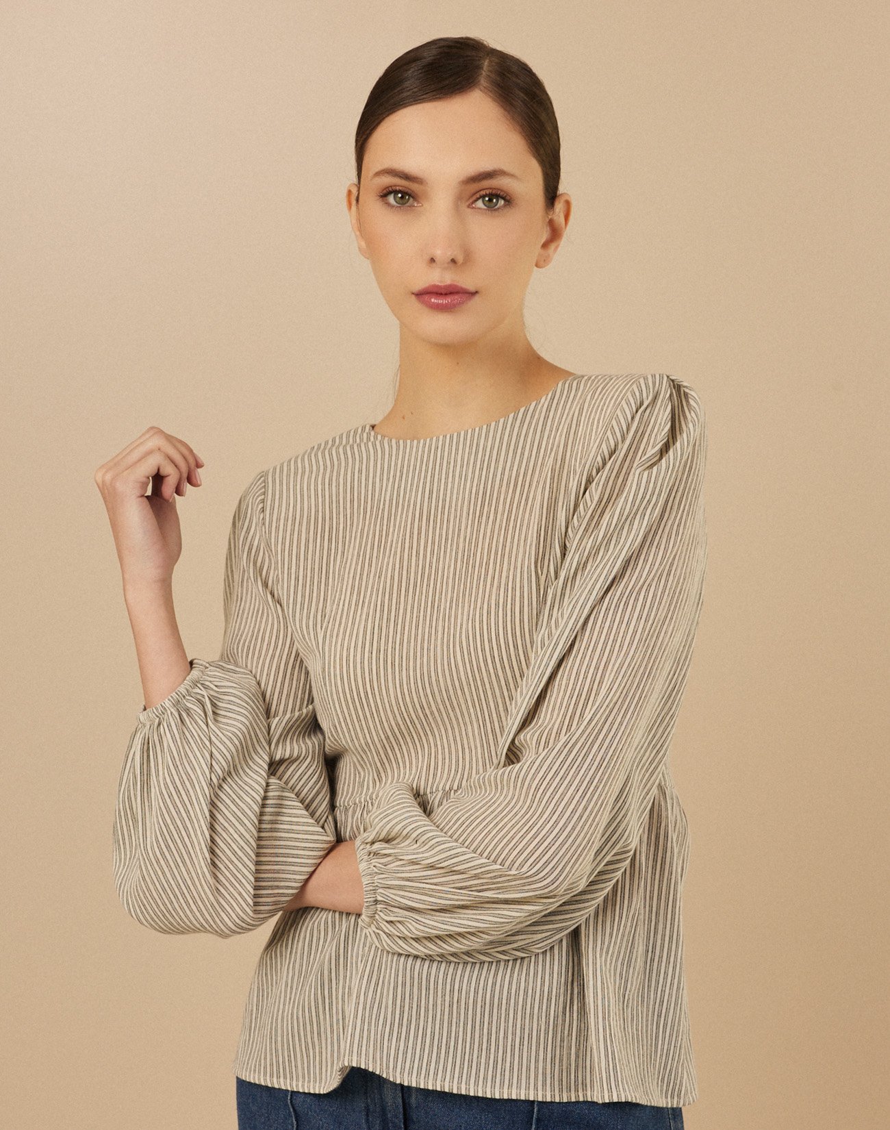 Striped blouse with pads