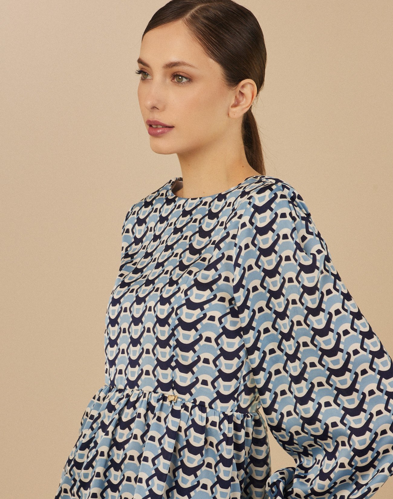 Printed blouse with pads