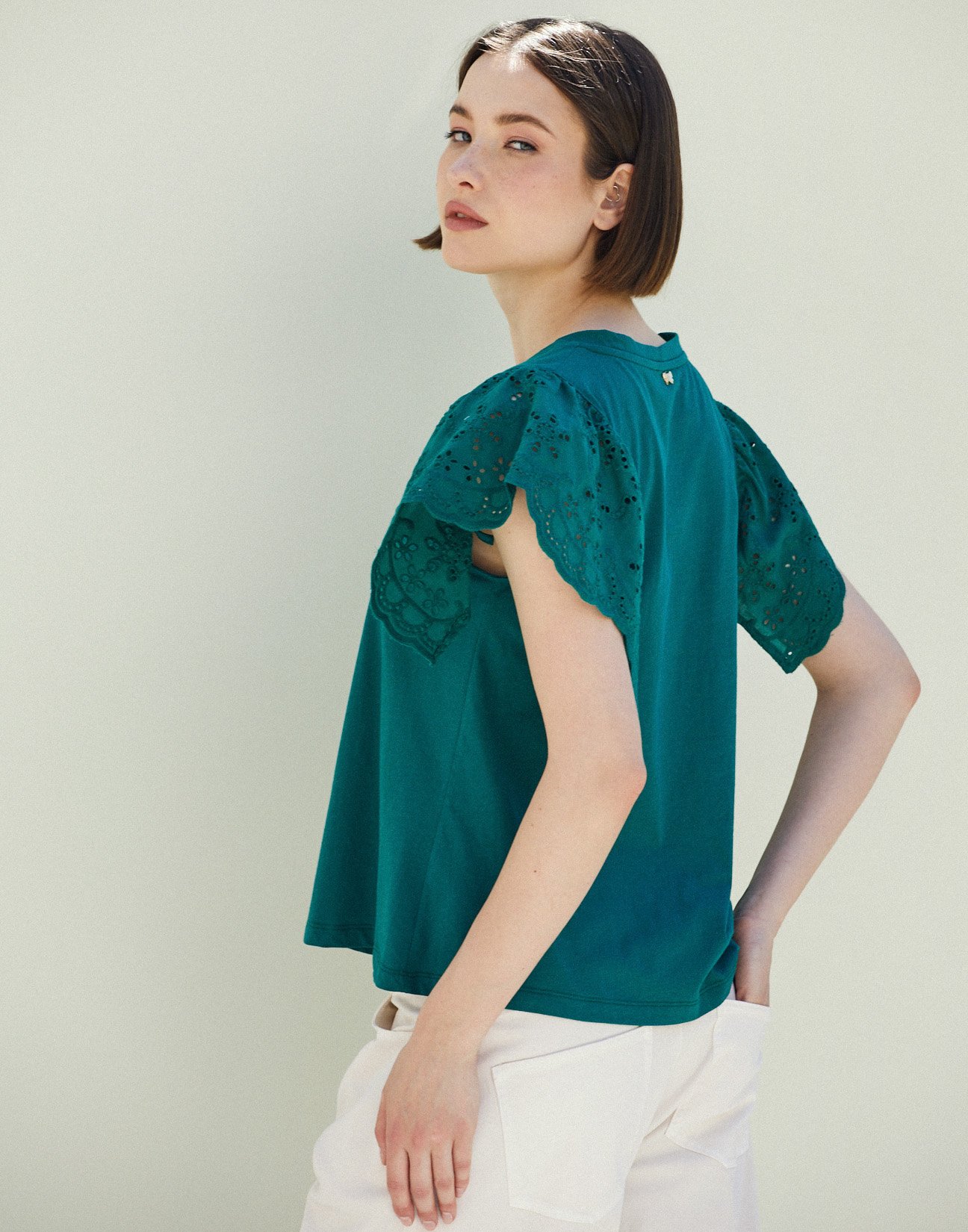 Top with embroidery sleeves
