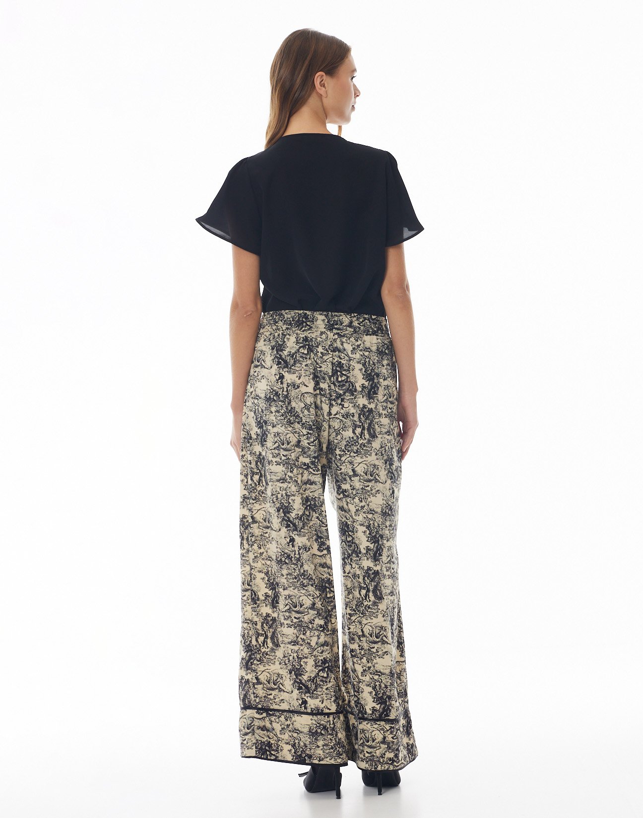 Printed trousers with piping