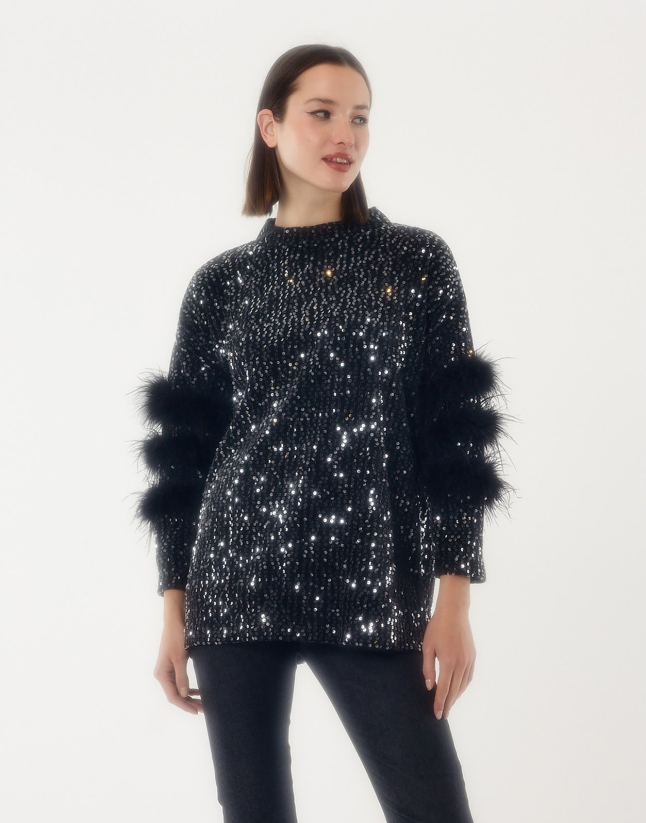 Sequinned  blouse with faux furs