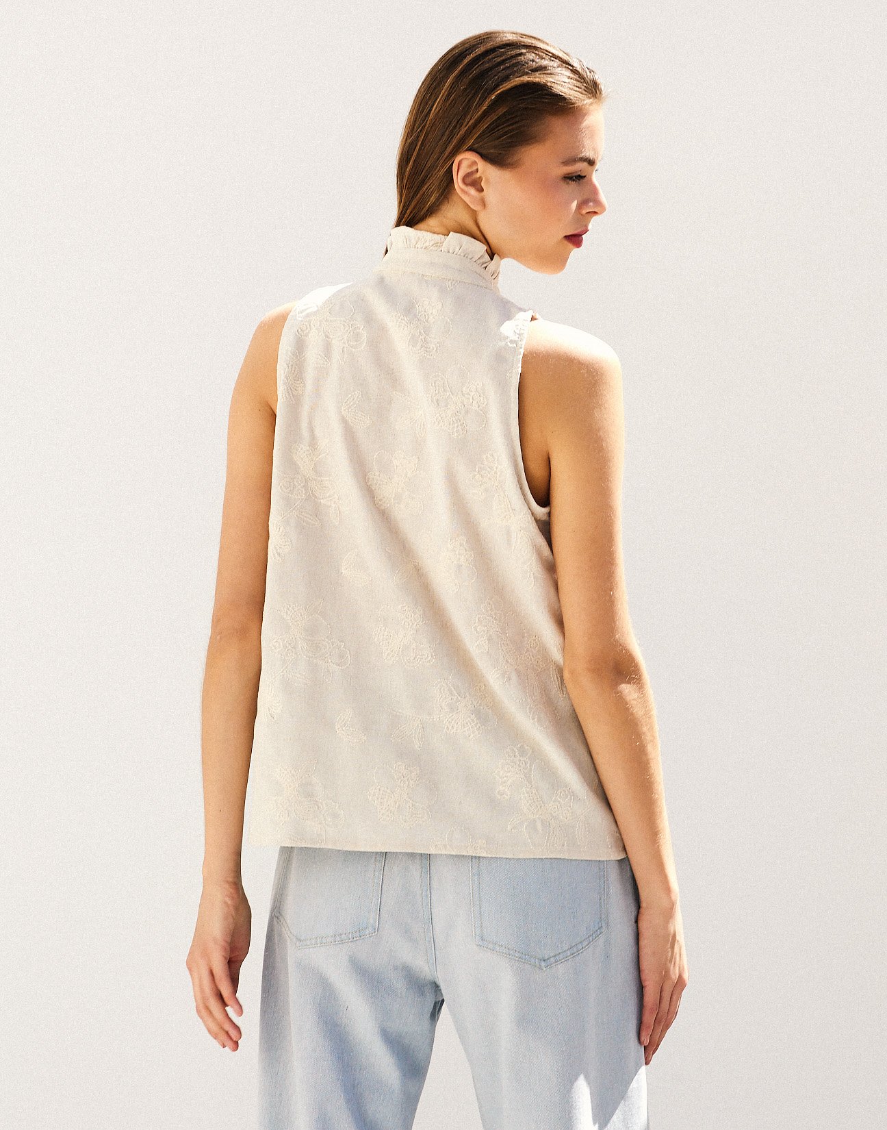 Linen embroidery top