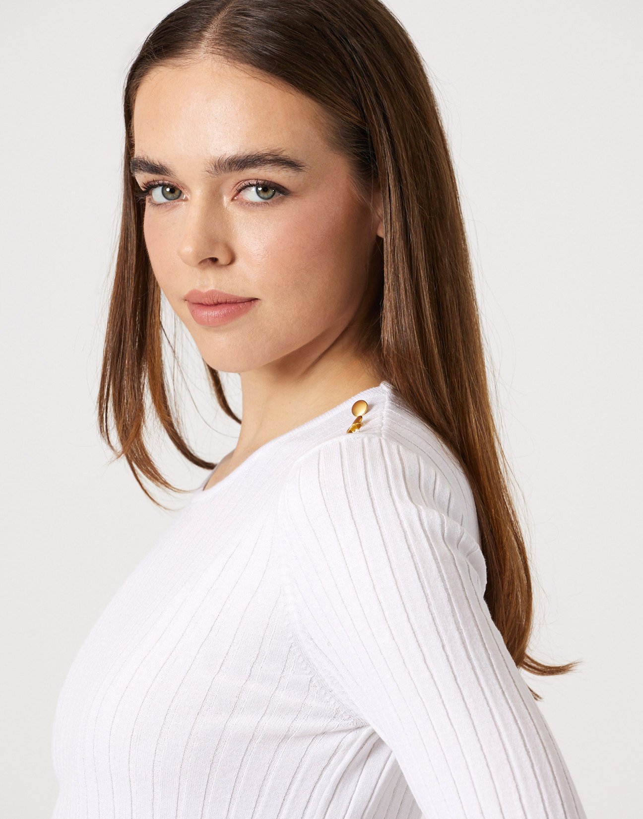 Knit blouse with buttons
