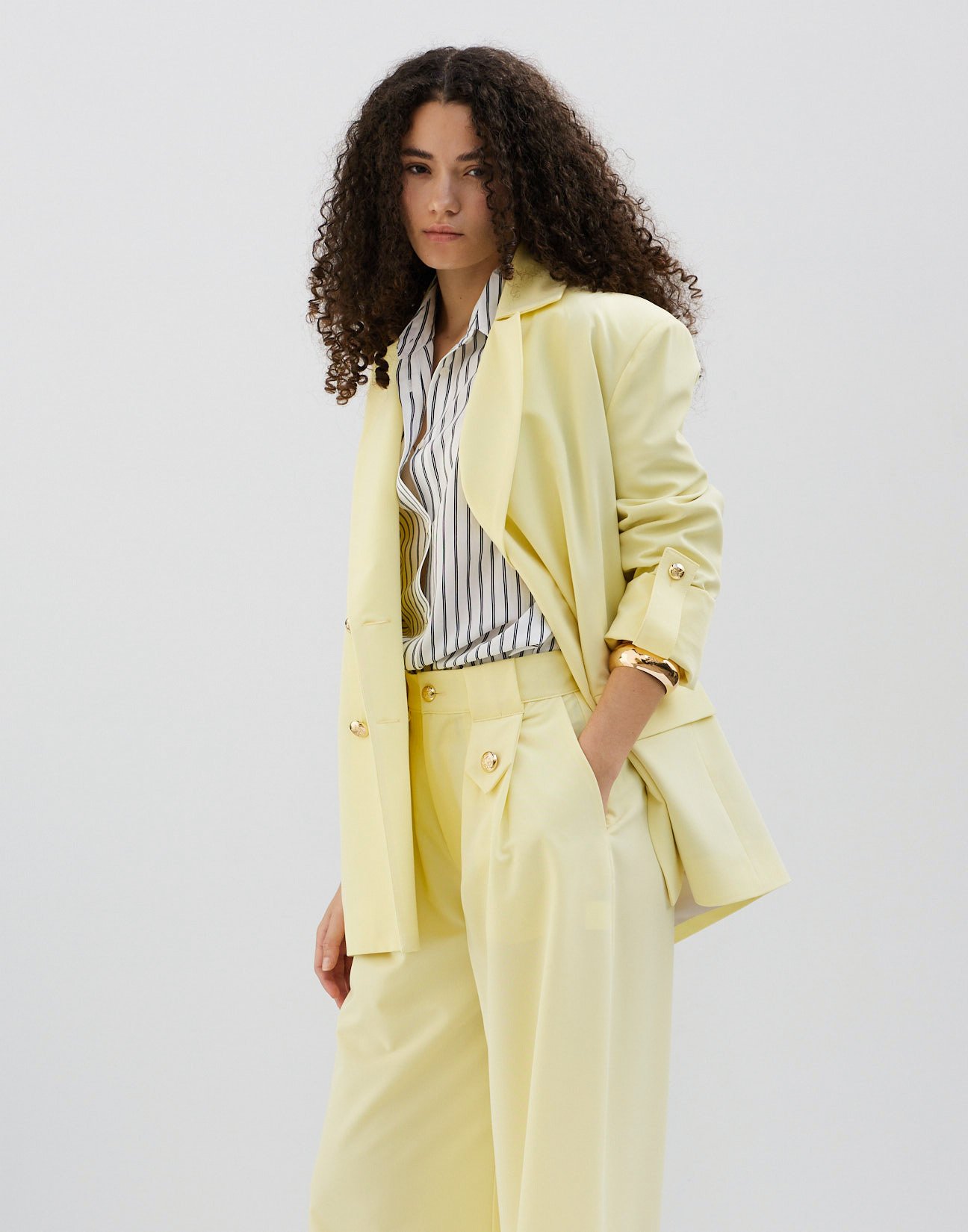 Blazer with turn up sleeves