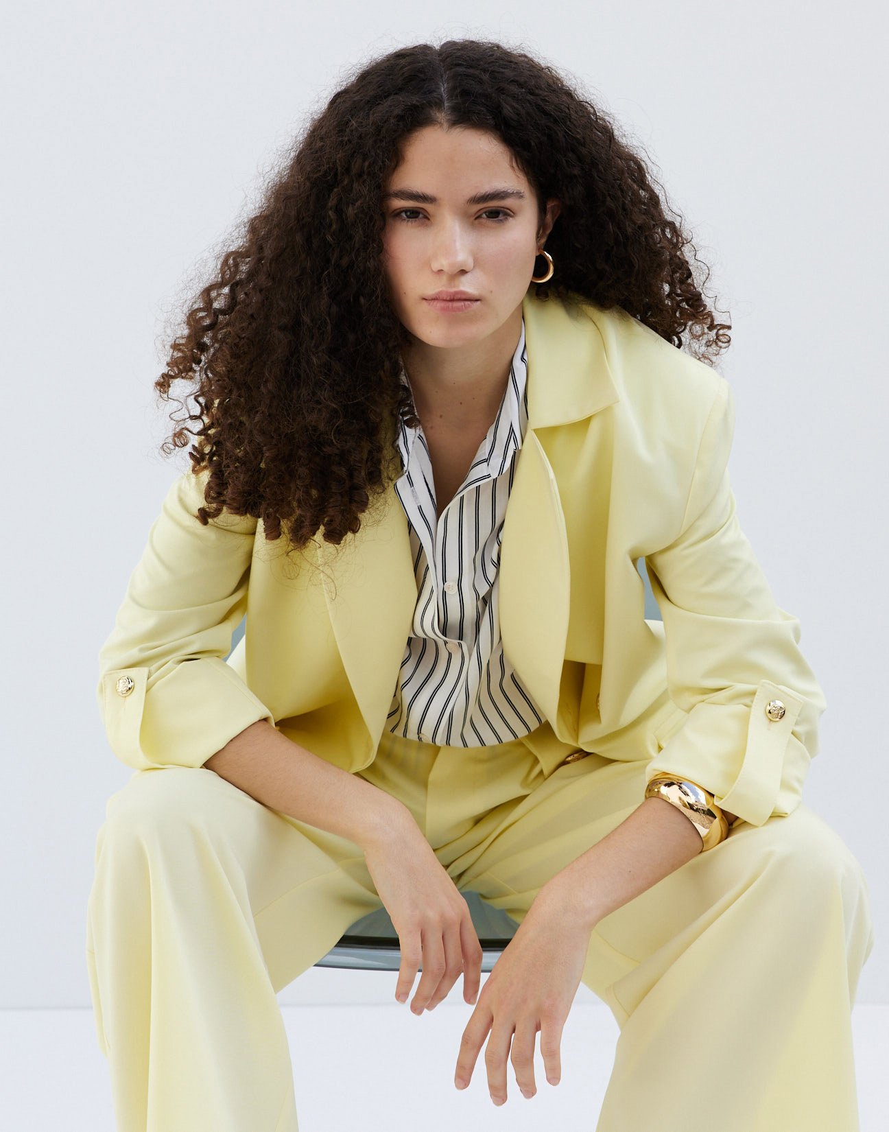 Blazer with turn up sleeves