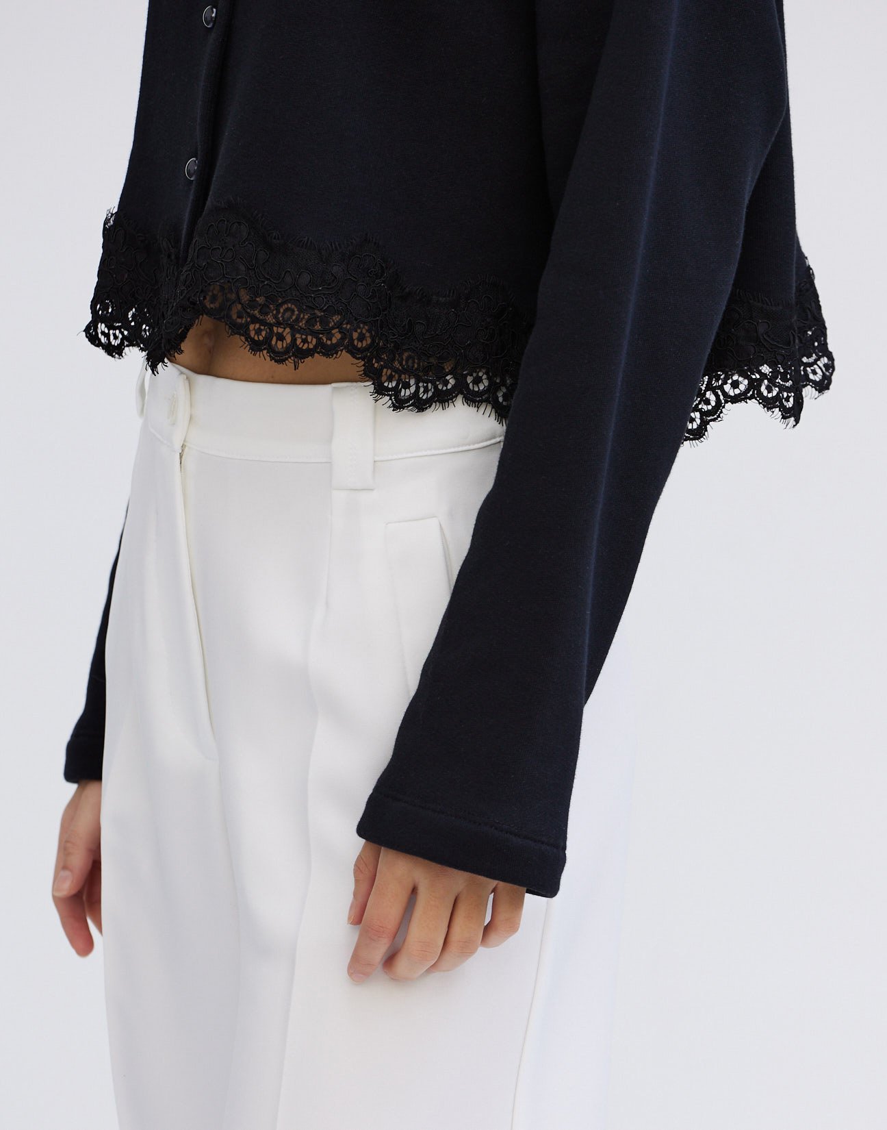 Sweatshirt cardigan with lace