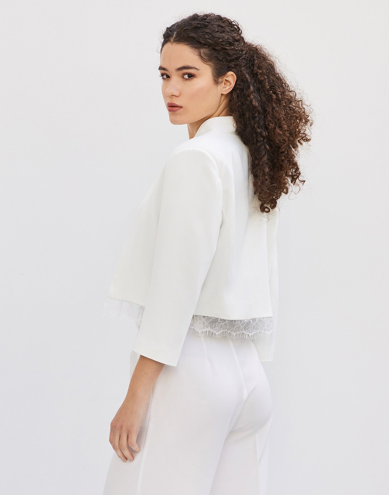 Crop blazer with lace