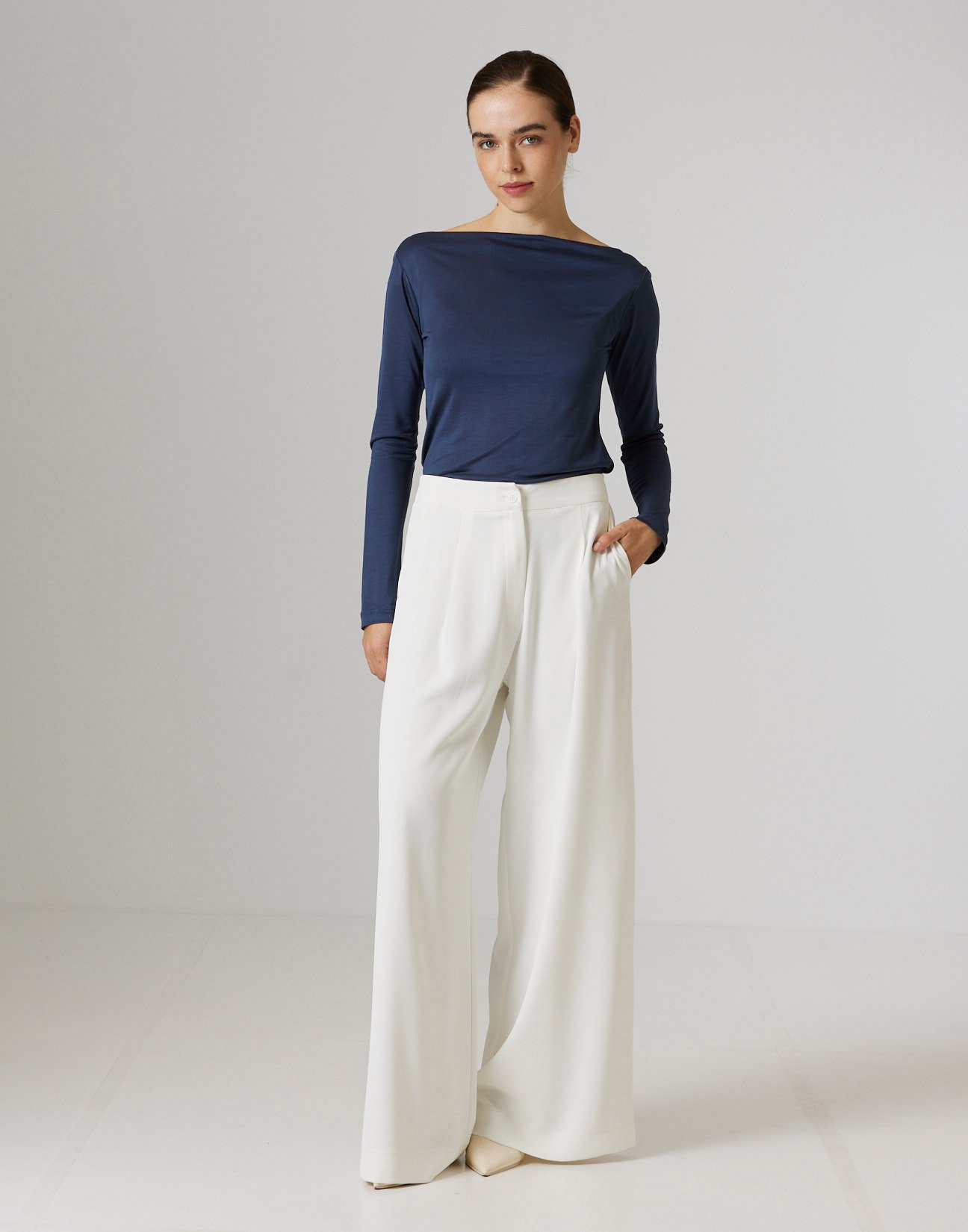 Pleated trousers