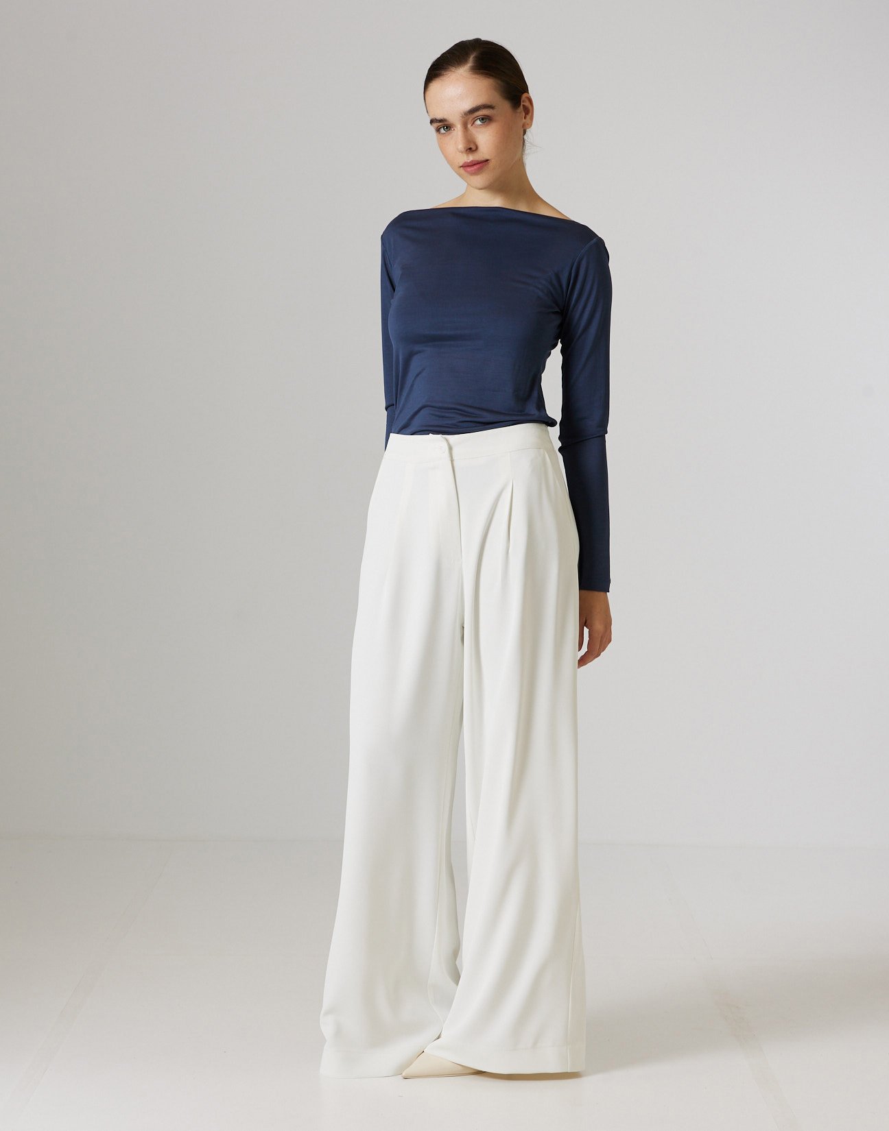 Pleated trousers