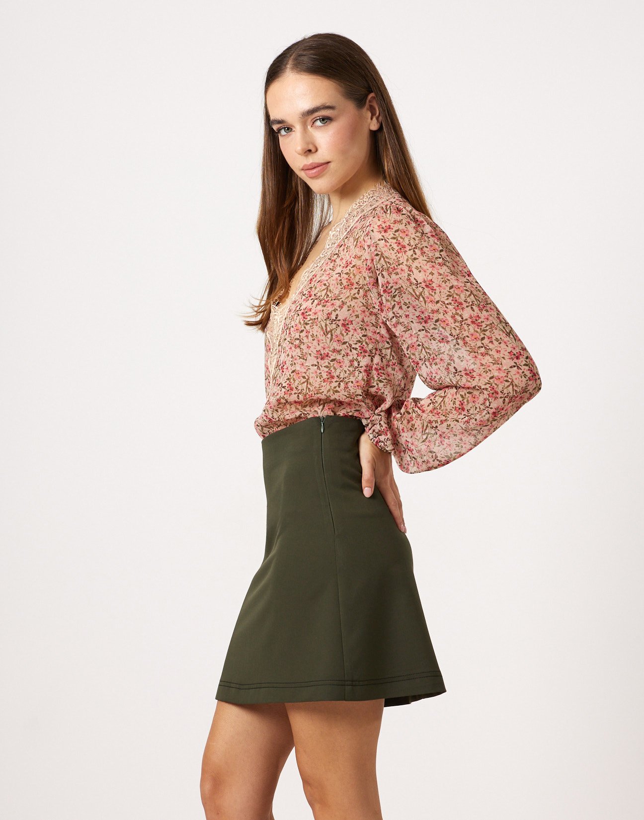 Mini skirt with topstitching