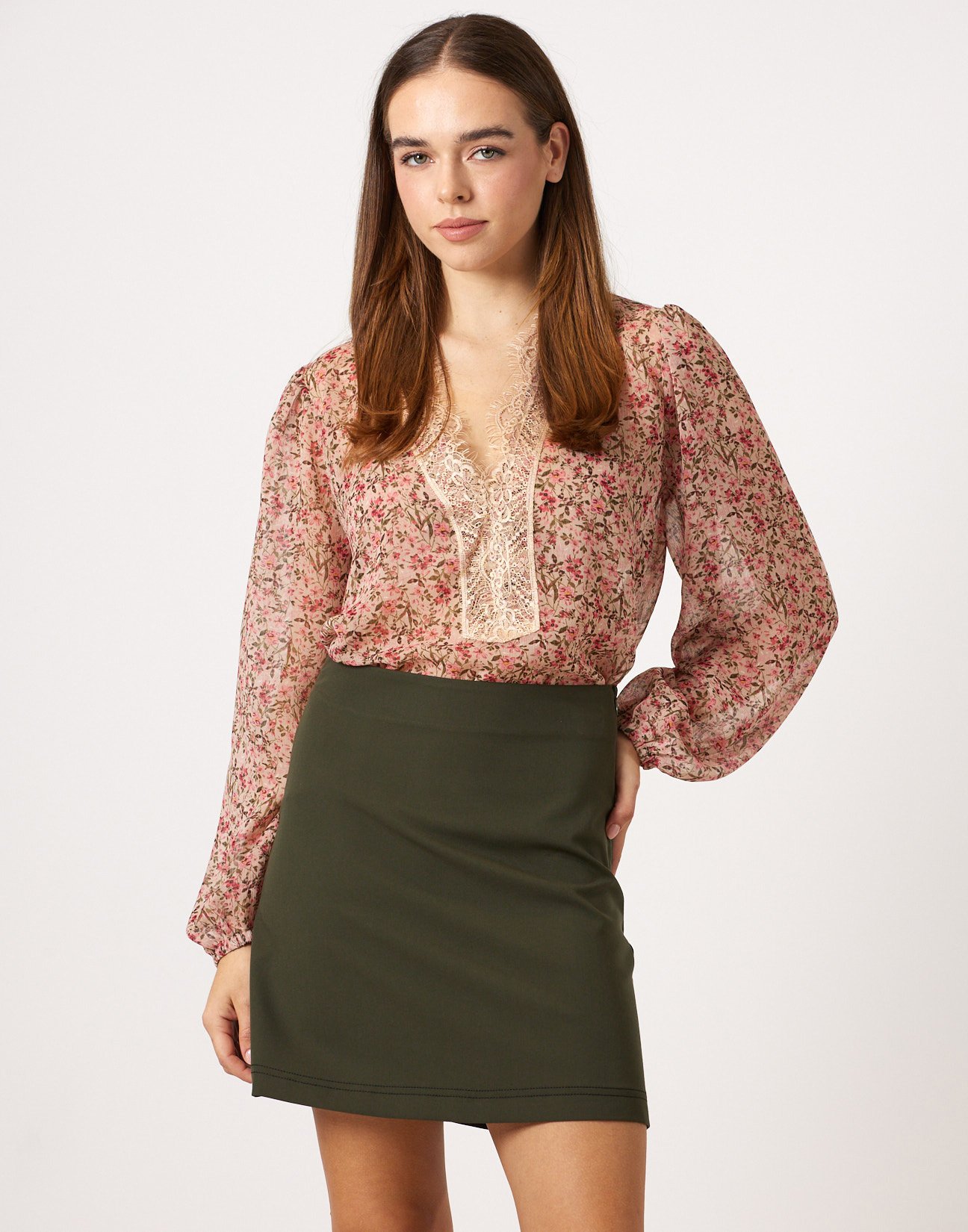 Mini skirt with topstitching