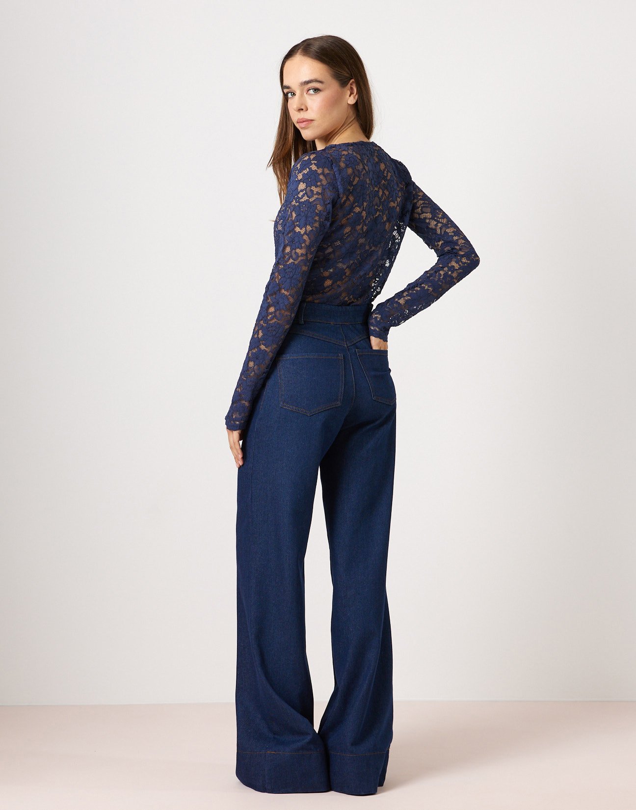 High waist jeans