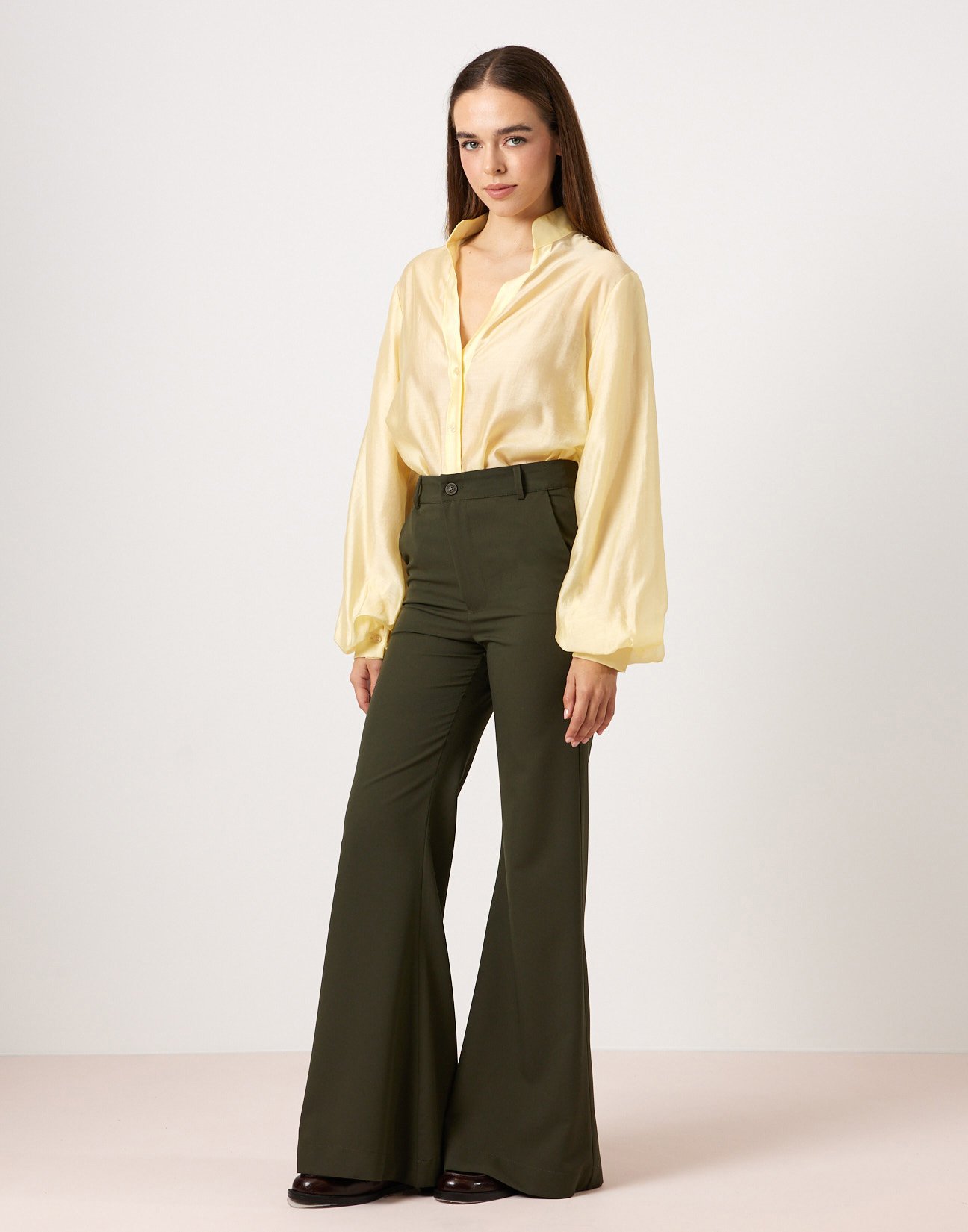 Flared high waist trousers