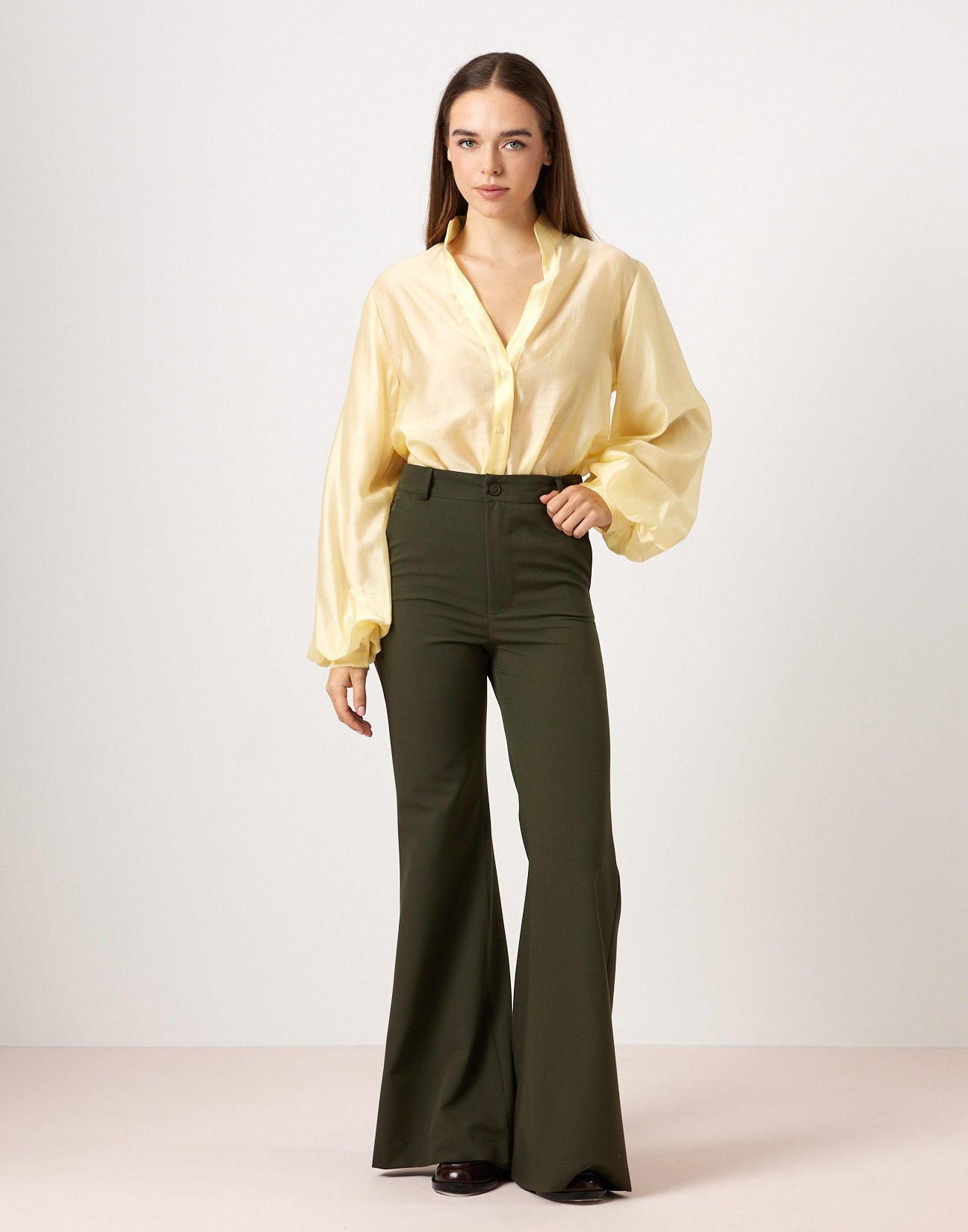 Flared high waist trousers