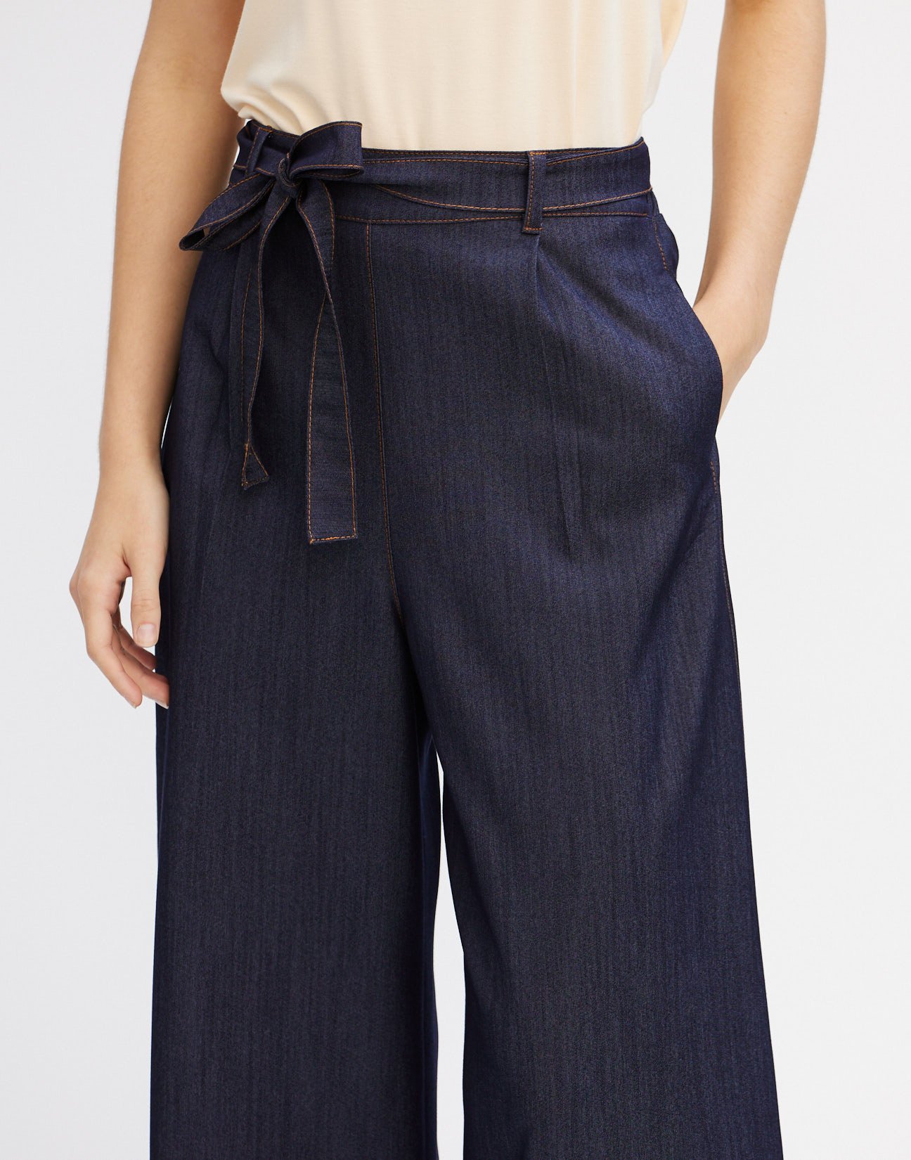 Denim trousers with belt