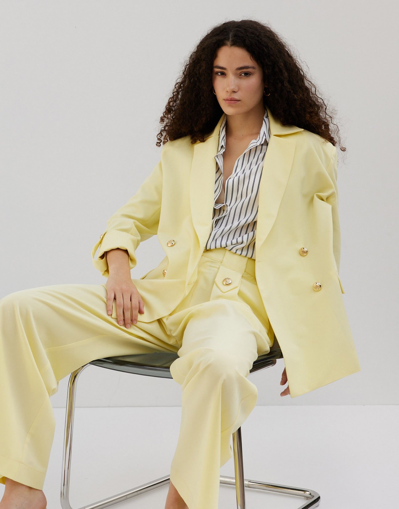 Trousers with belt loops