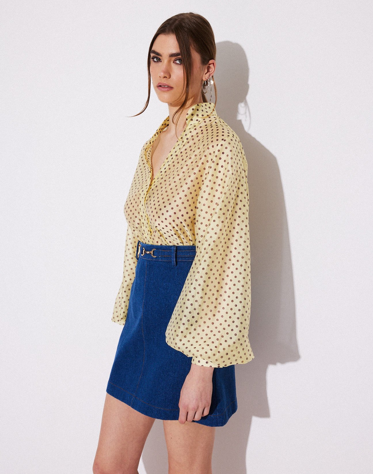 Denim skirt with buckle