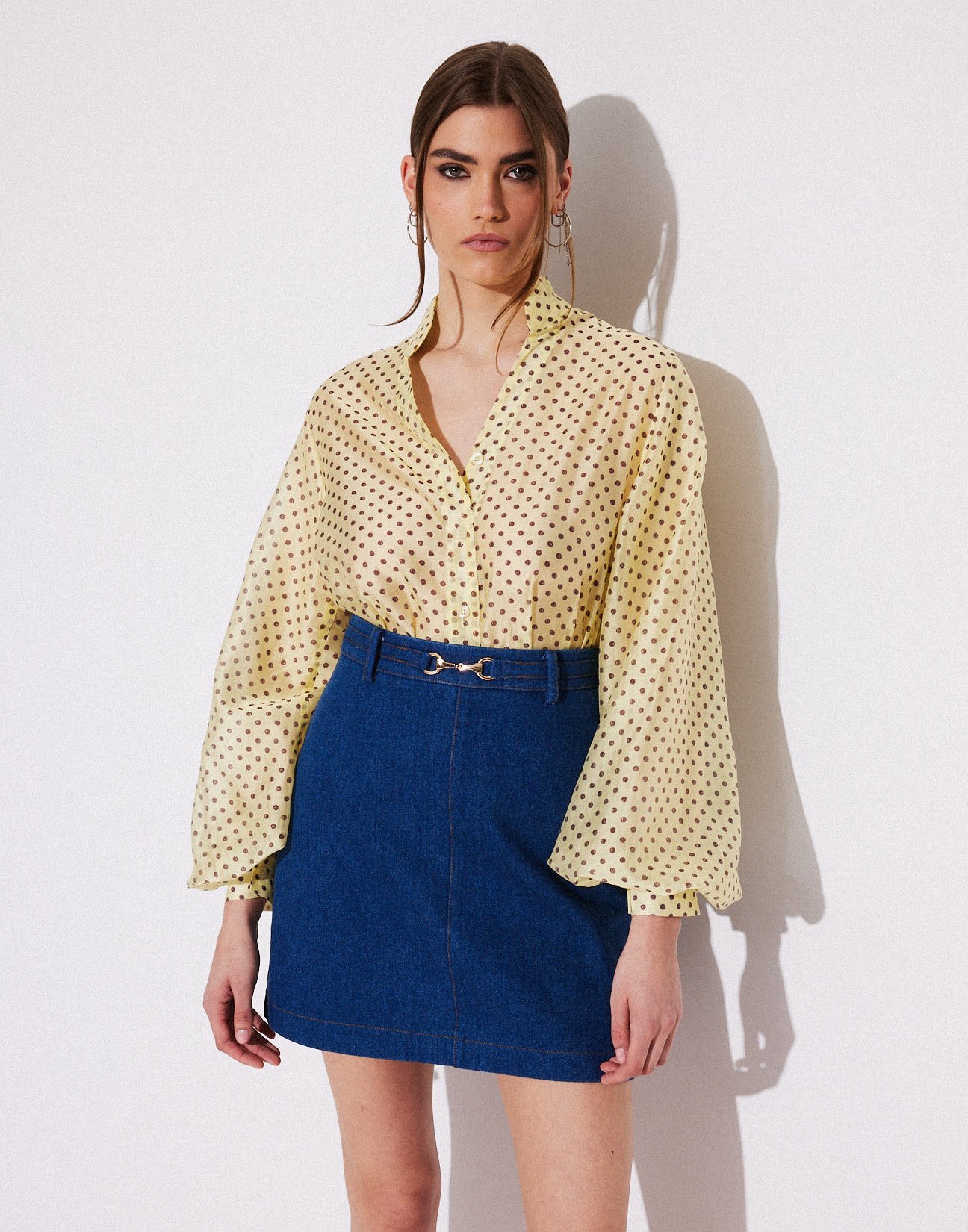 Denim skirt with buckle