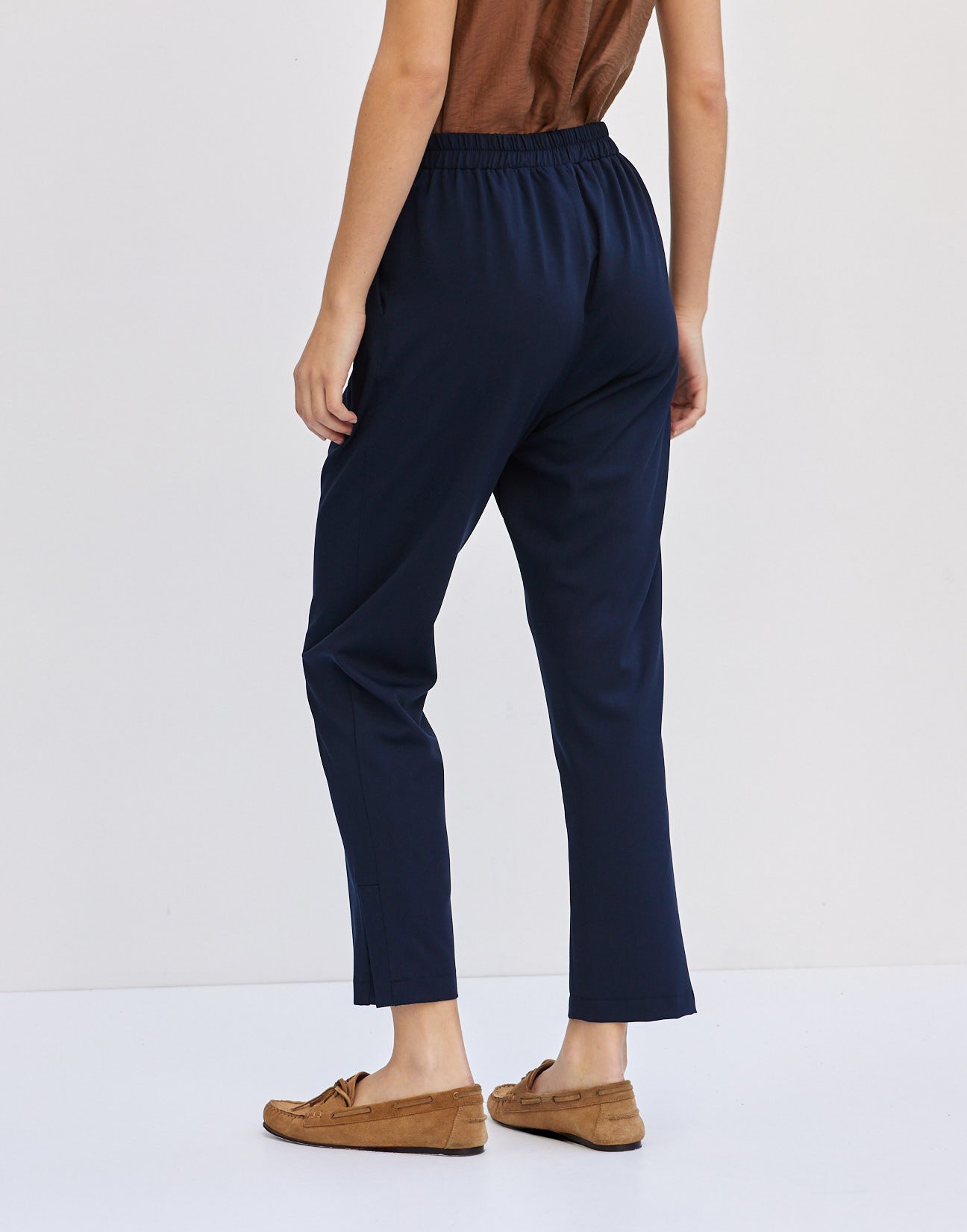 Trousers with slits