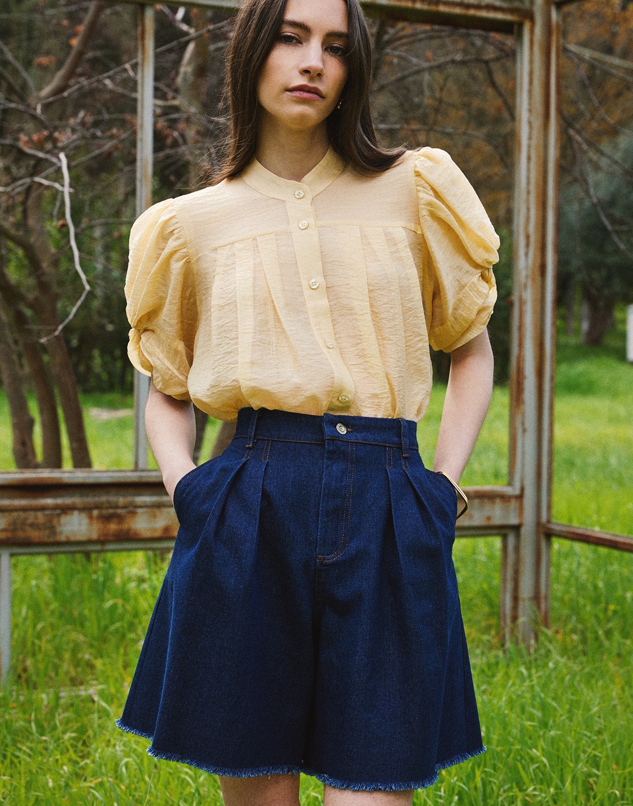 Denim shorts with frayed detail