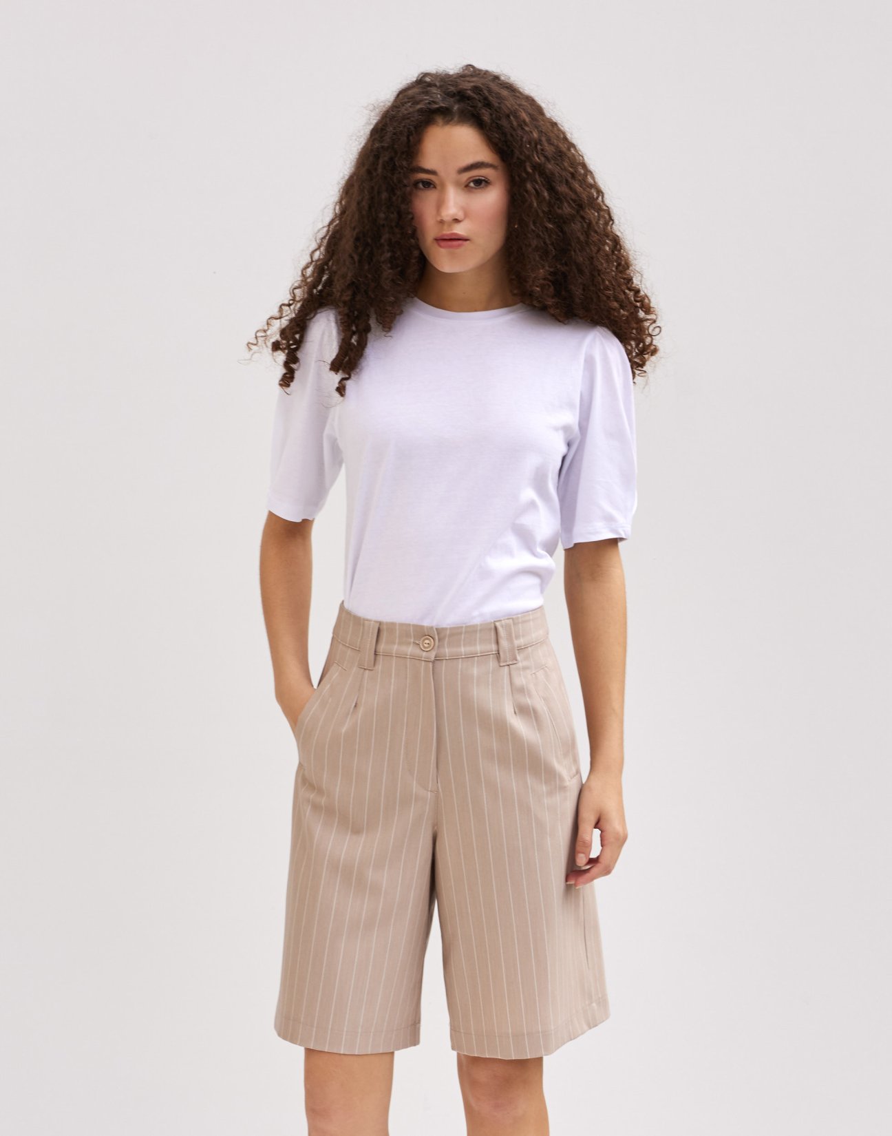 Pinstripe bermouda shorts