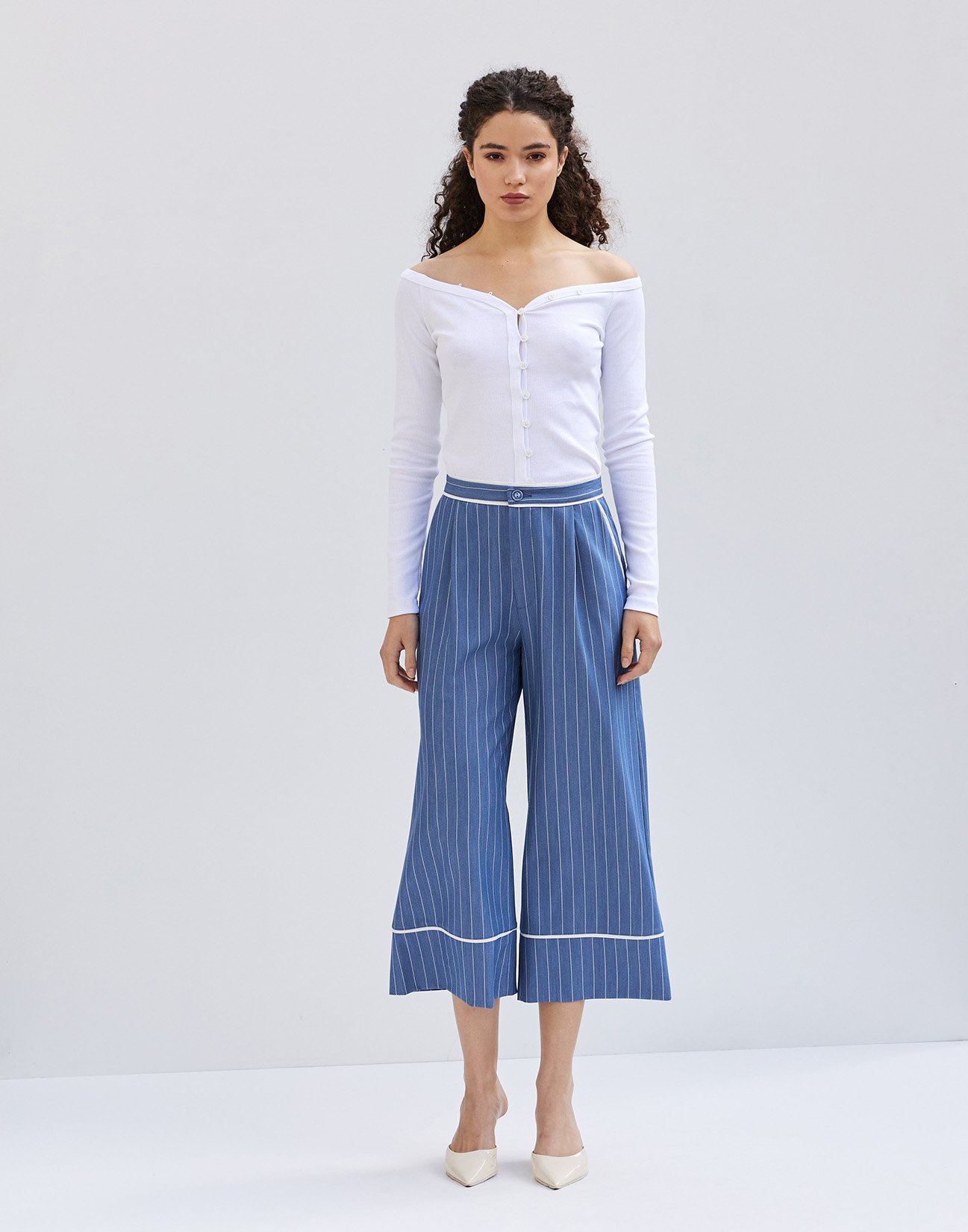Culotte with contrast piping