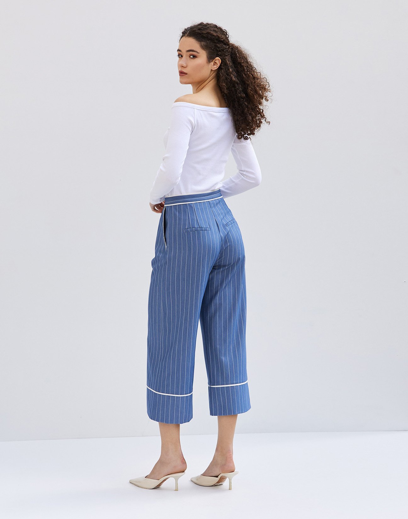 Culotte with contrast piping