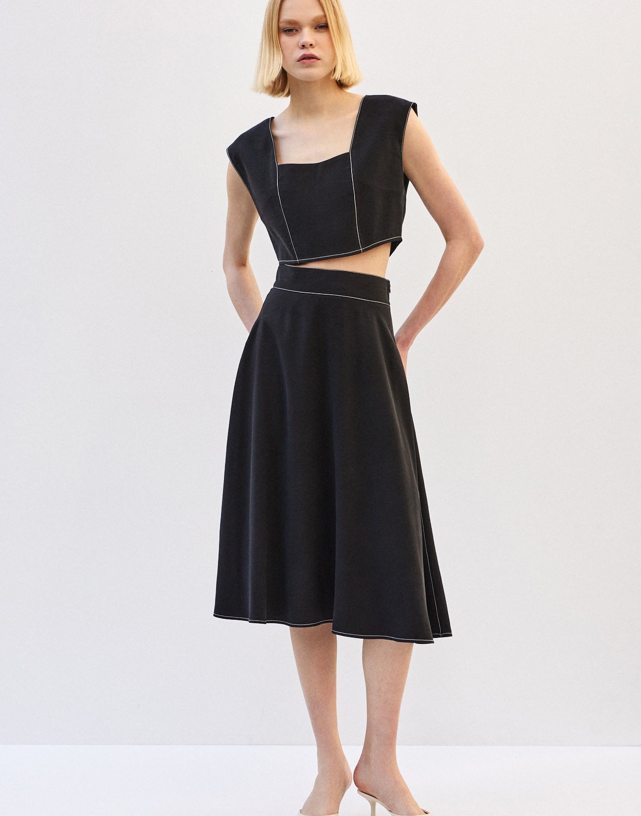 Midi skirt with topstitching