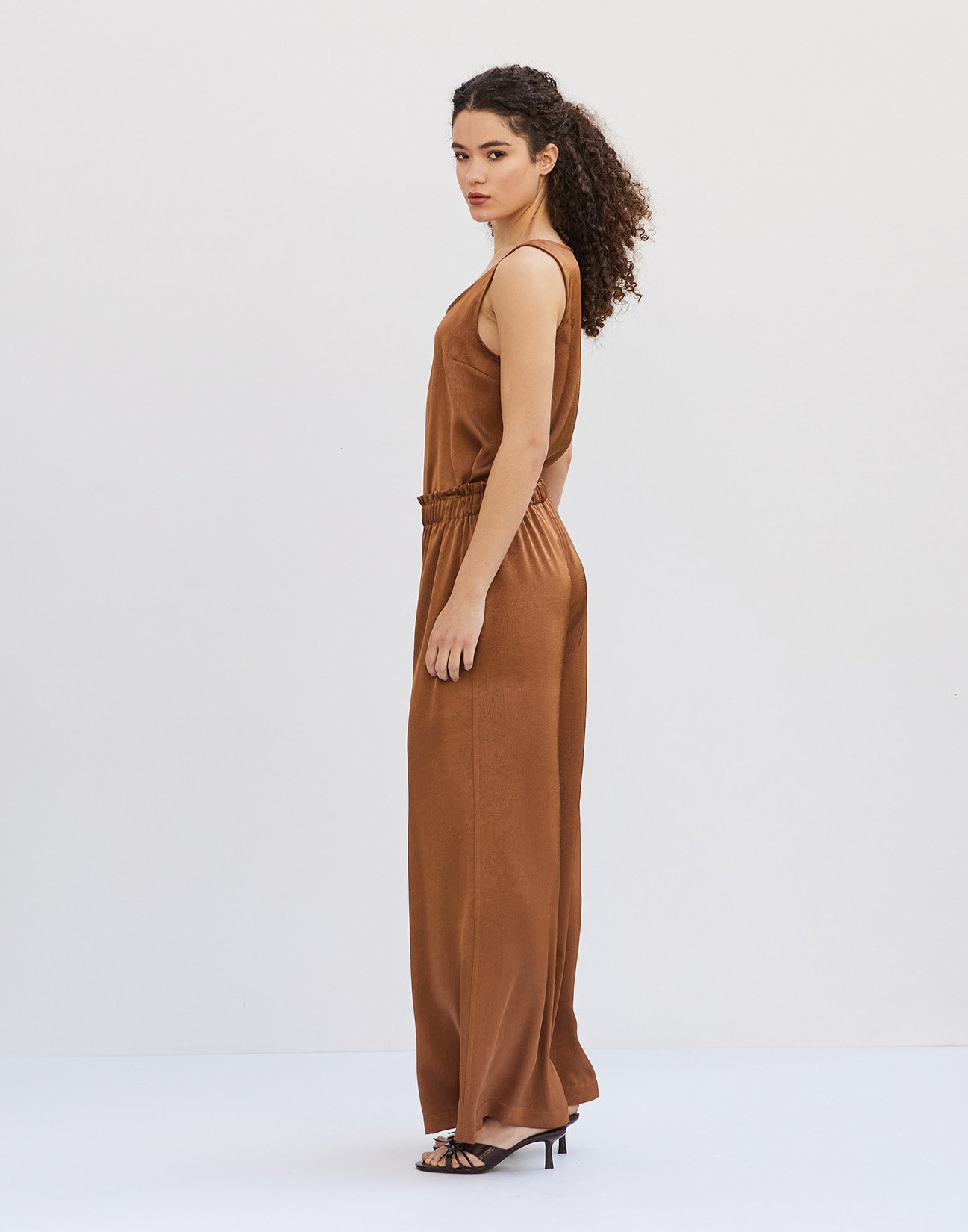 Satin trousers with elastic wasit