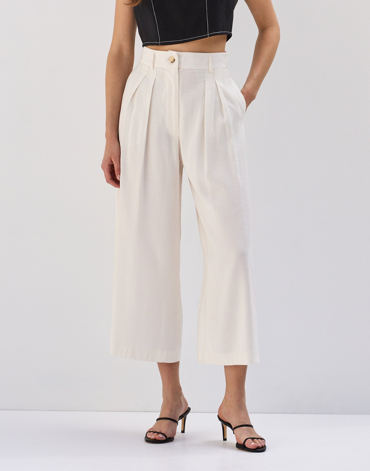 Παντελόνι culotte με πιέτες