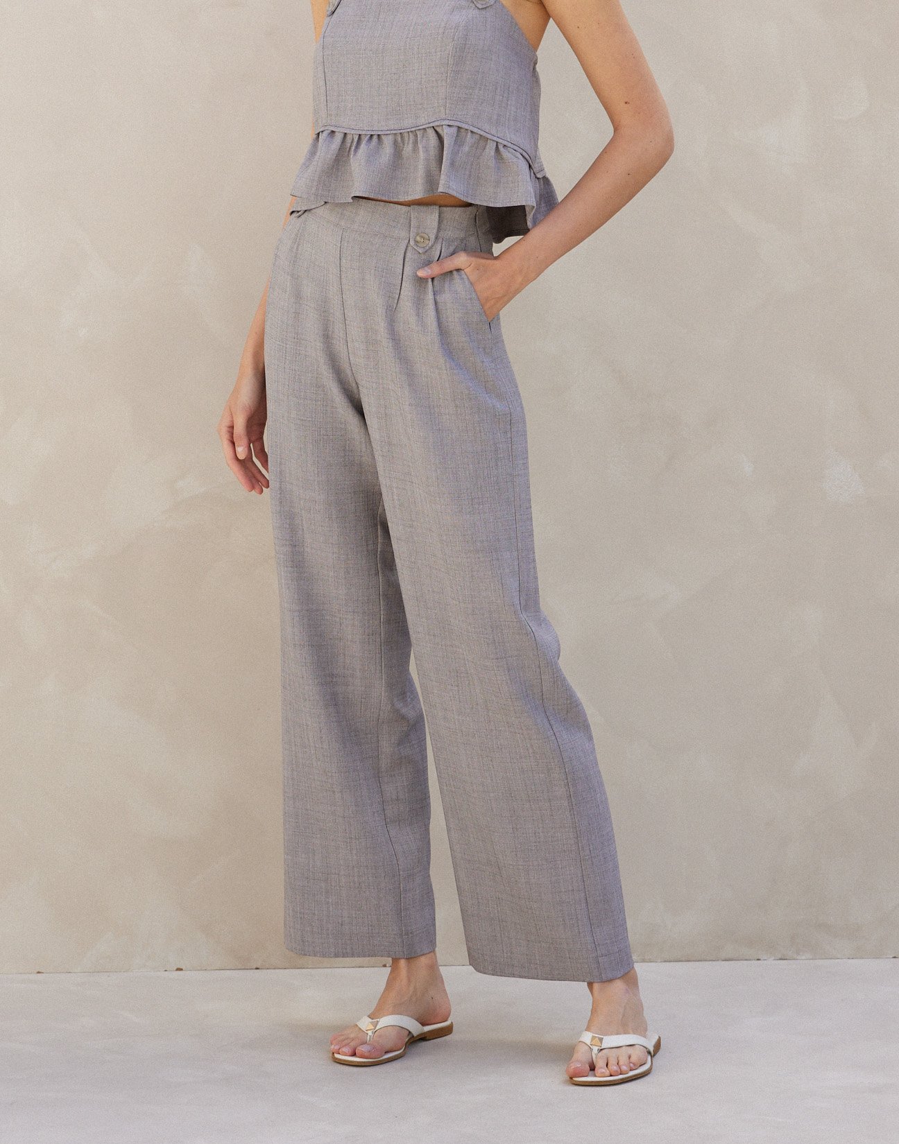 Pleated trousers