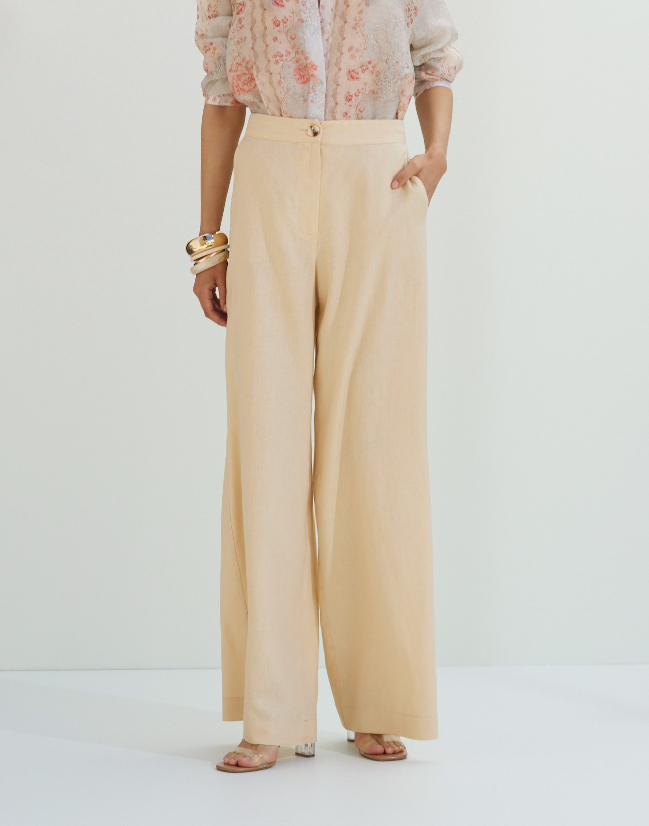Linen trousers with elastic waist