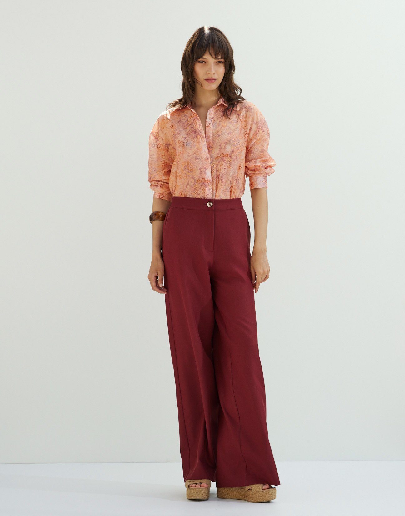 Trousers with elastic waist