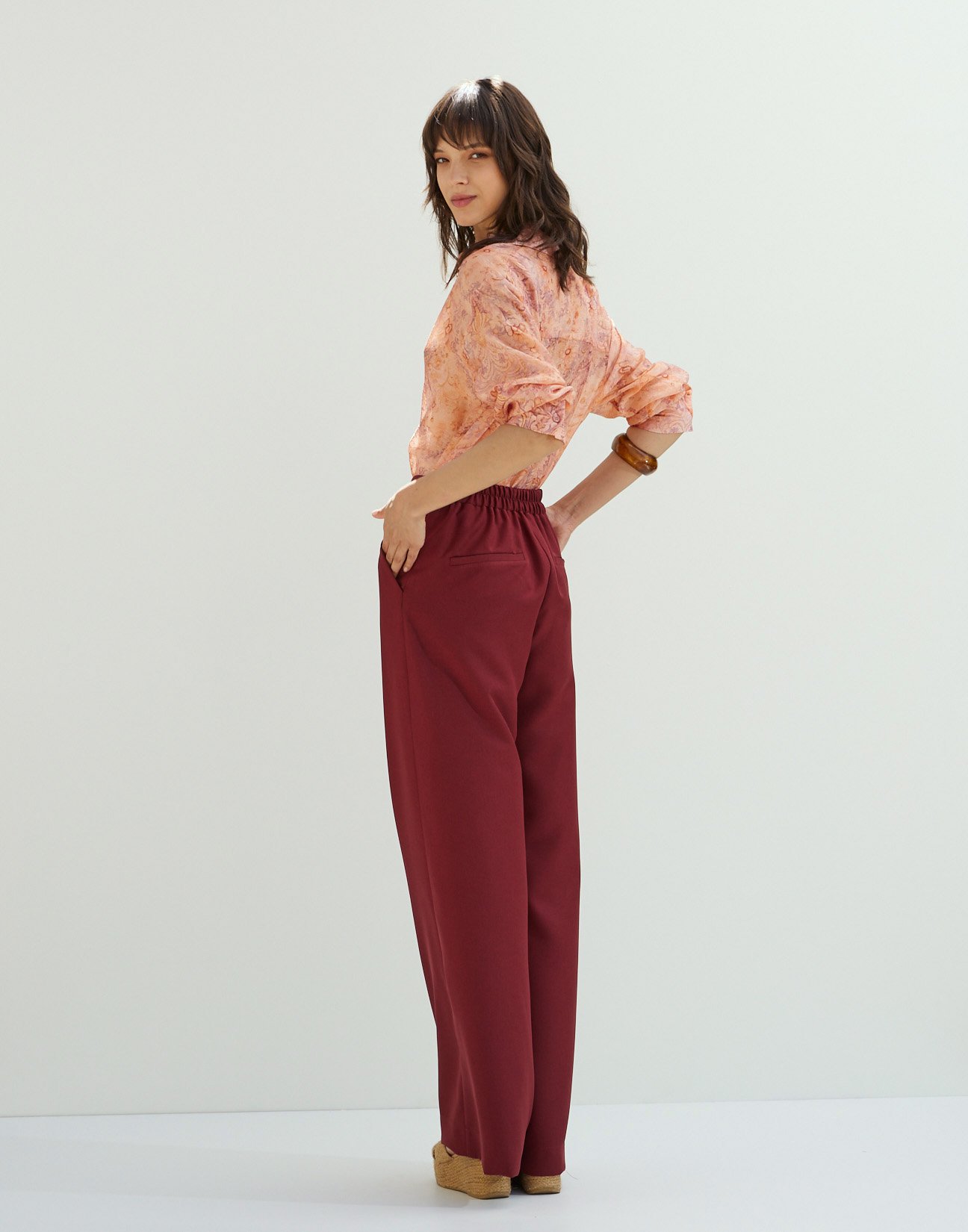 Trousers with elastic waist