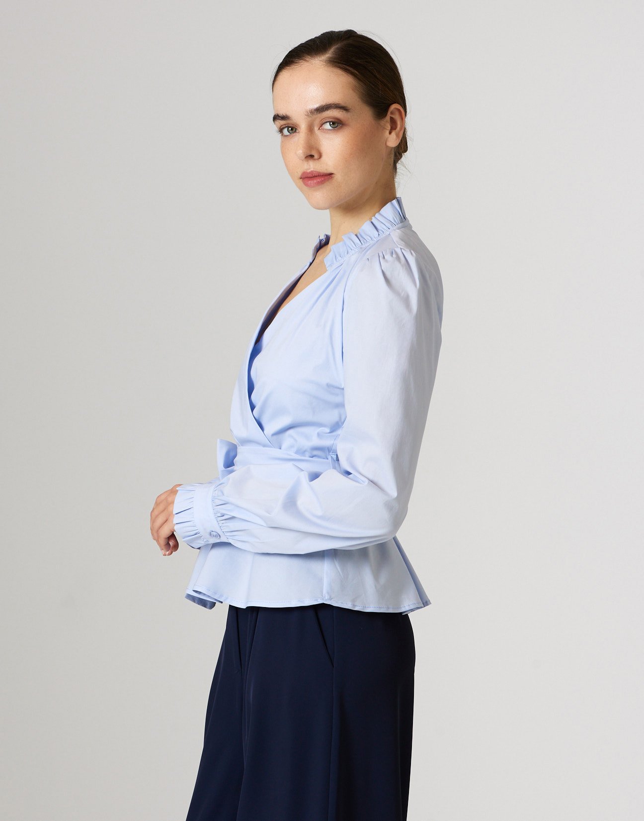 Poplin blouse with ruffles