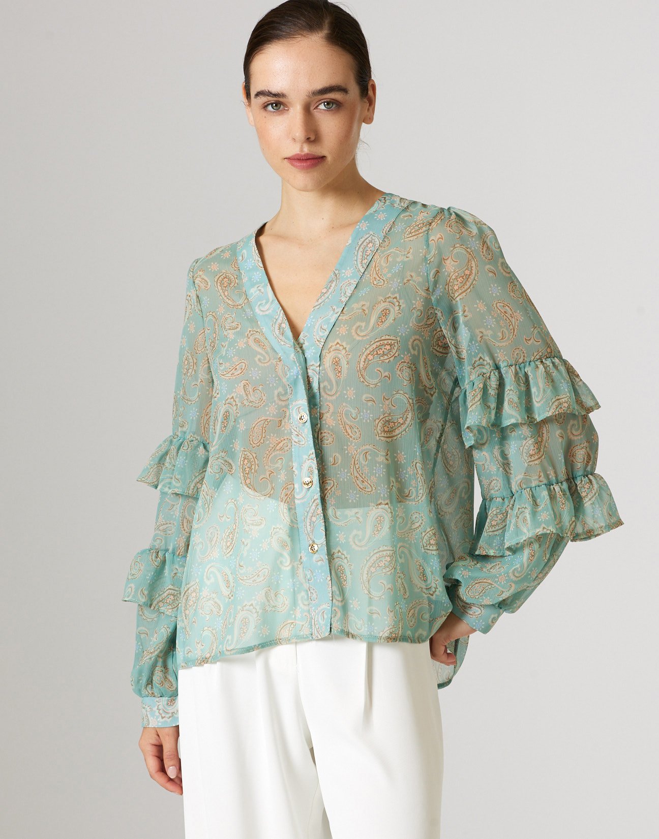 Printed shirt with ruffles