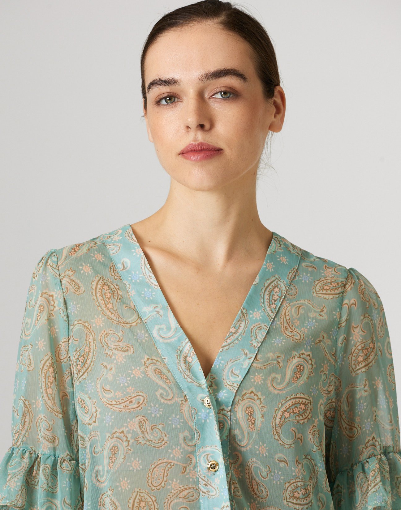 Printed shirt with ruffles