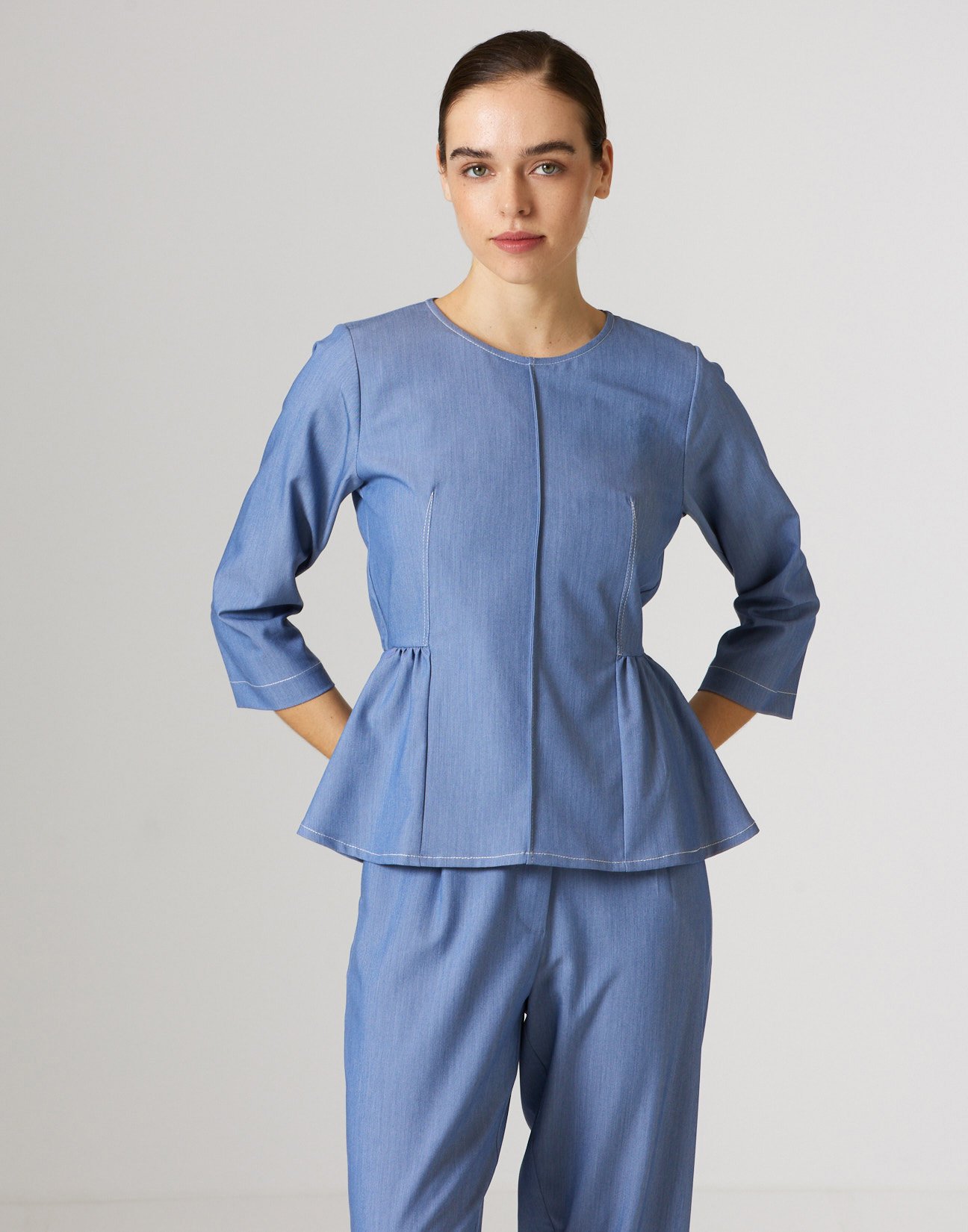 Blouse with topstitching